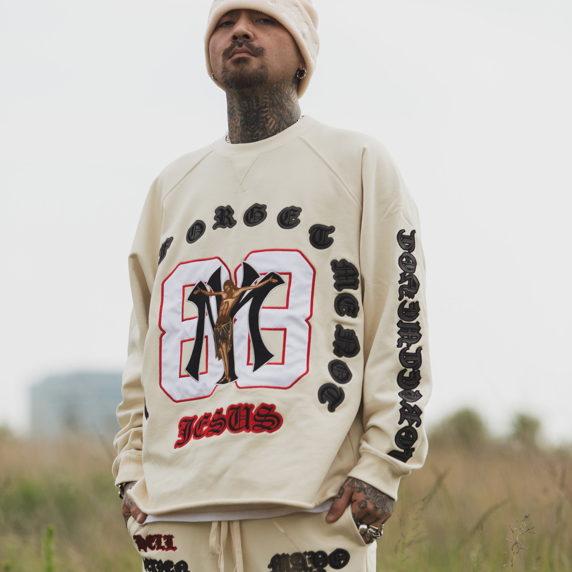 MAYO HEAVEN&amp;HELL Embroidery Crew neck - OFF WHITE