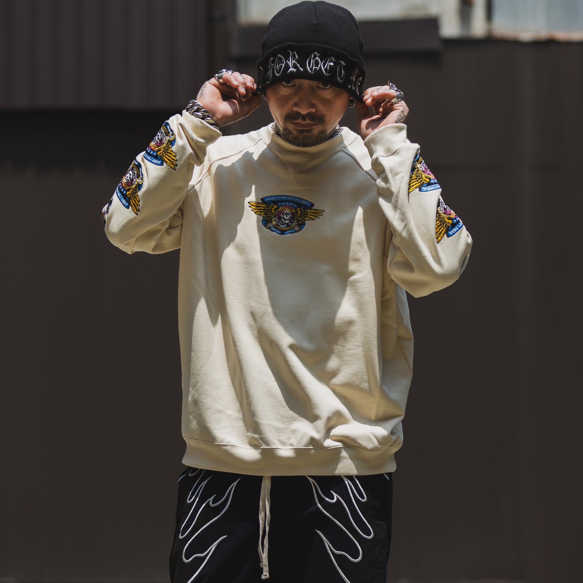 JESUS SKULL Embroidery Crew neck - OFF WHITE