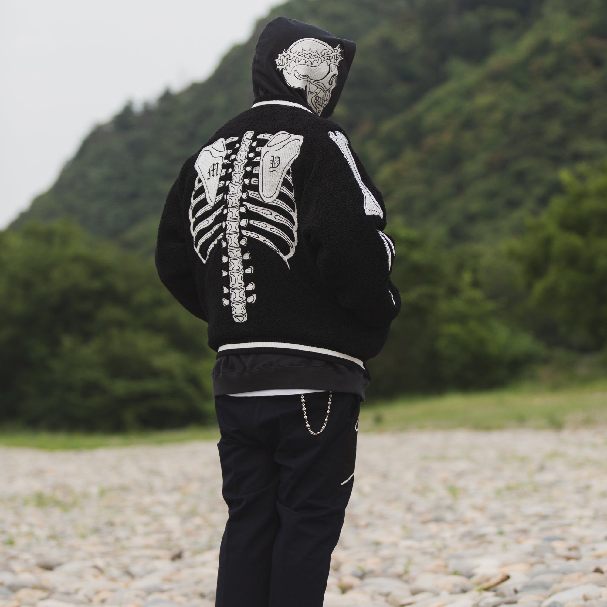 MAYO BONES Embroidery Reversible Bomber Jacket - BLACK × BLUE