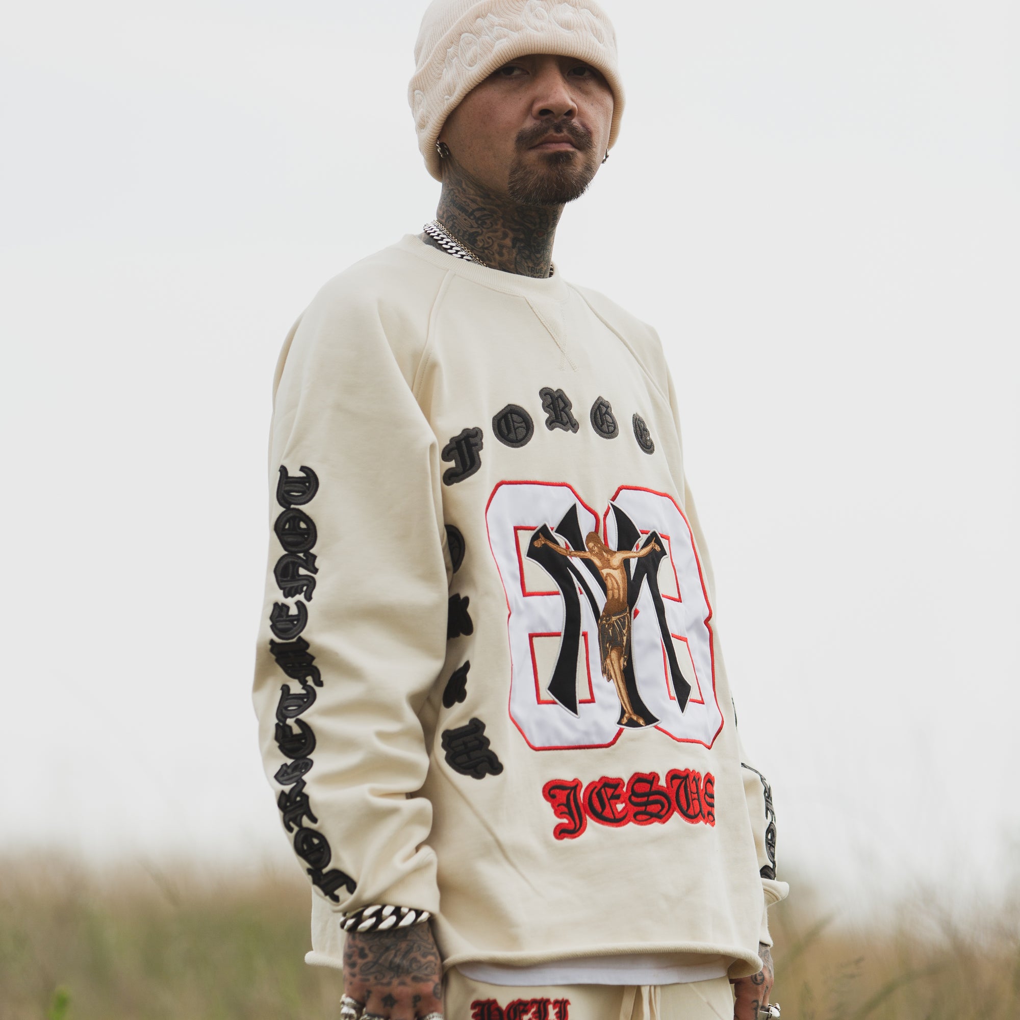 MAYO HEAVEN&amp;HELL Embroidery Crew neck - OFF WHITE