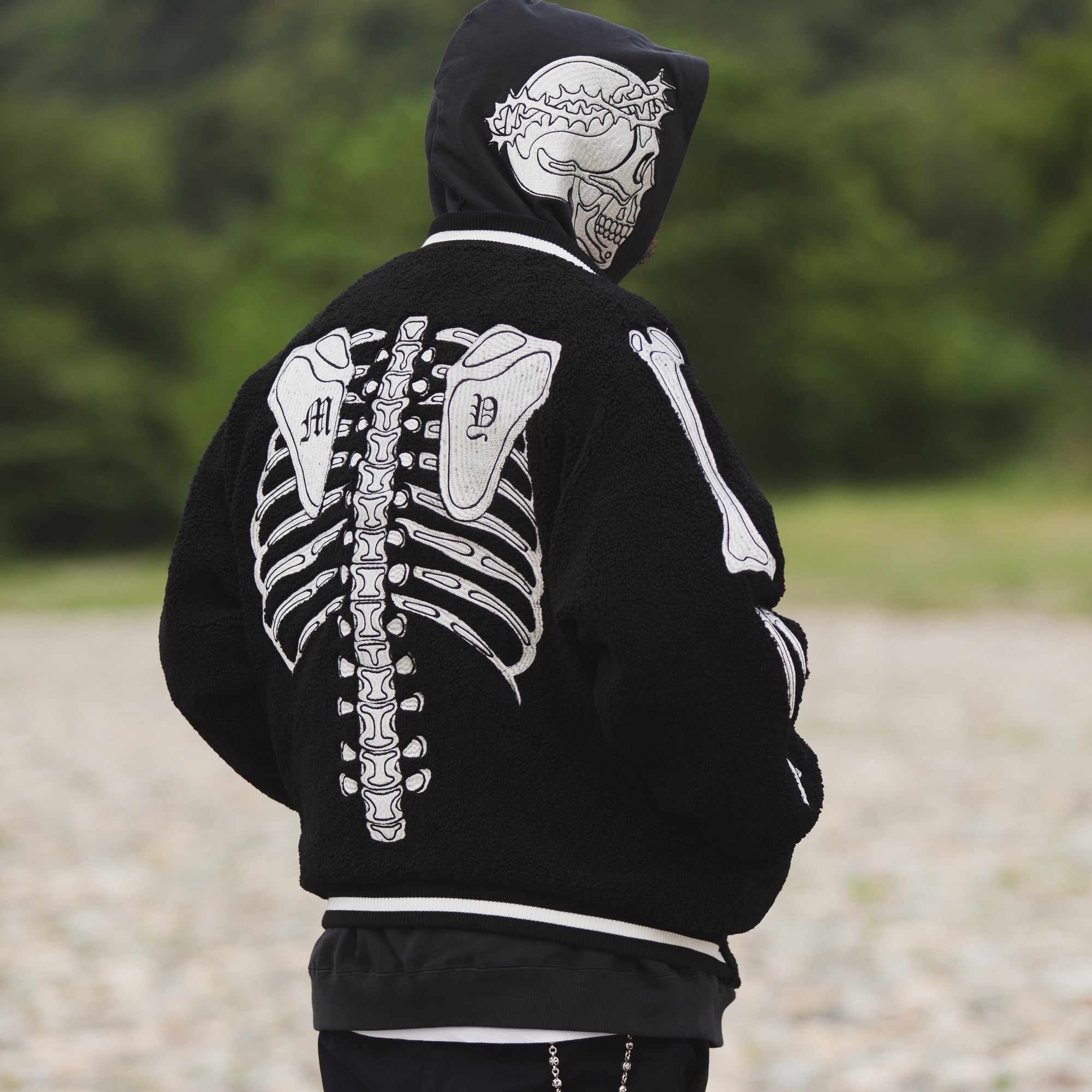 MAYO BONES Embroidery Reversible Bomber Jacket - BLACK × BLUE