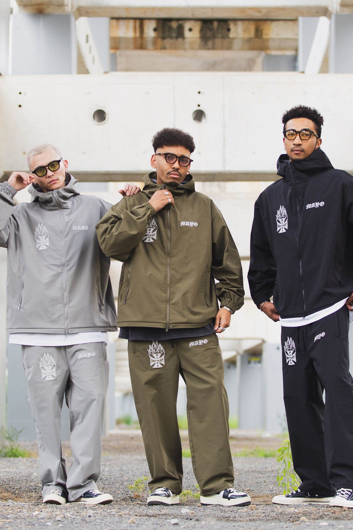 FIRE IRON CROSS EMBROIDERY NYLON PANTS
