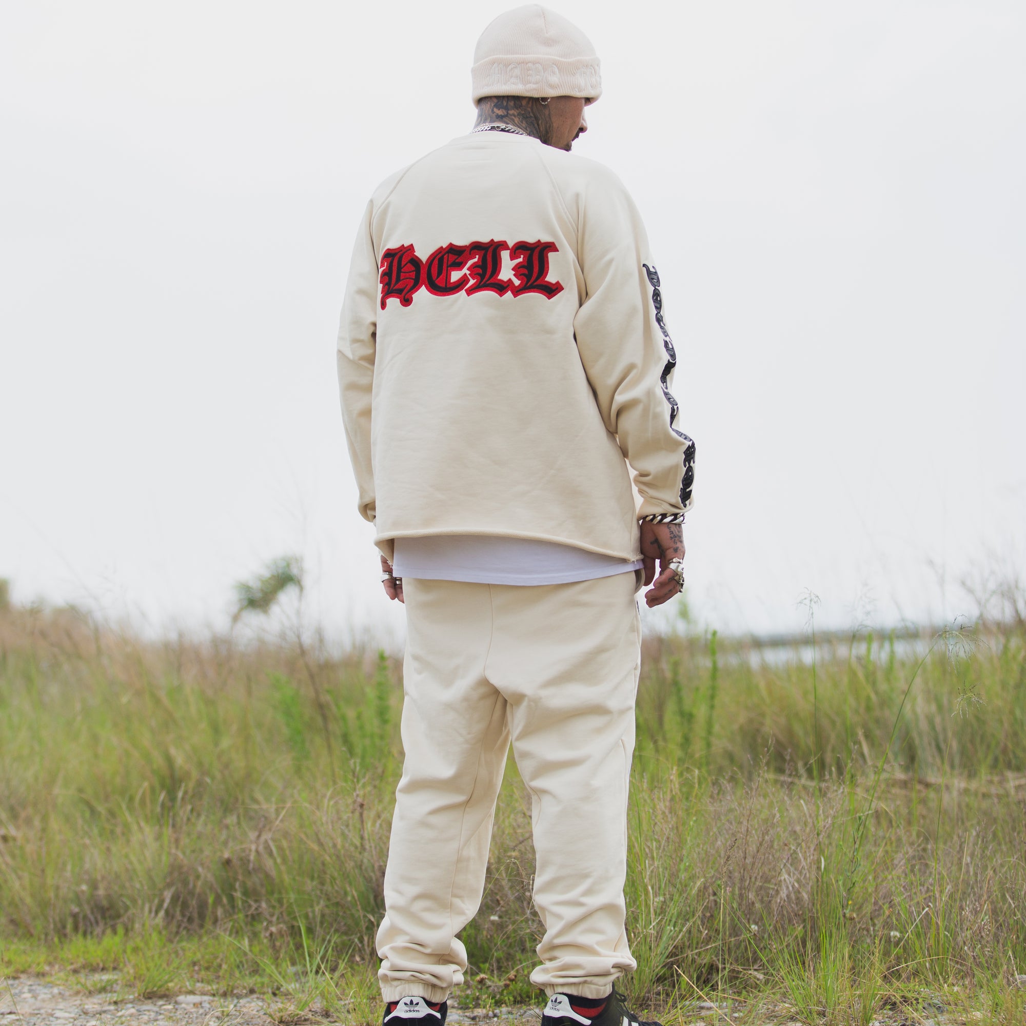 MAYO HEAVEN&amp;HELL Embroidery Crew neck - OFF WHITE