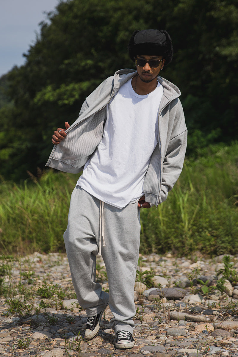 PLAIN EMBROIDERY ZIPUP HOODIE