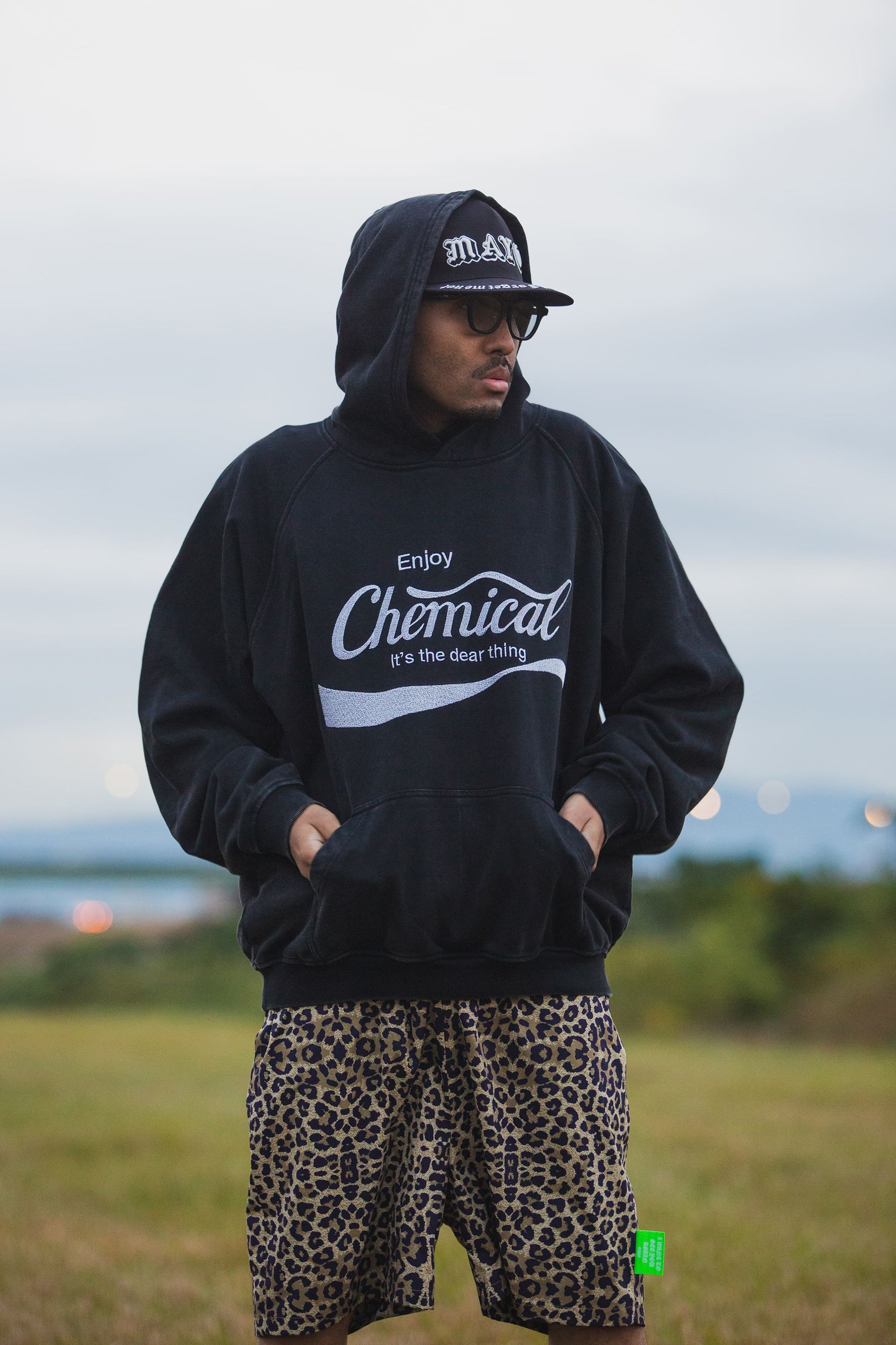 ENJOY CHEMICAL EMBROIDERY HOODIE