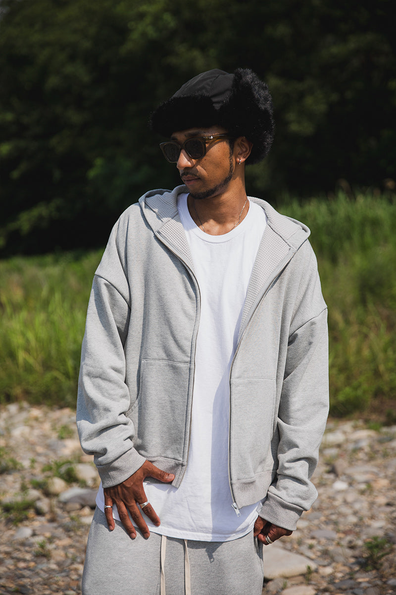 PLAIN EMBROIDERY ZIPUP HOODIE
