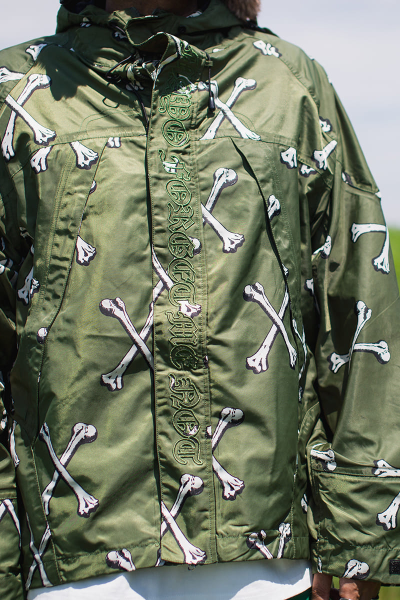 MAYO CROSS BONES EMBROIDERY NYLON MOUNTAIN PARKA - GREEN