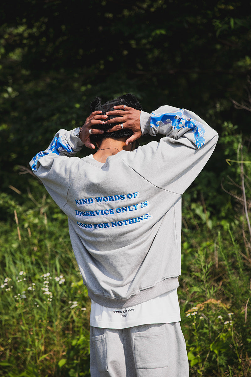 FLAME LIP EMBROIDERY CREW NECK SWEAT
