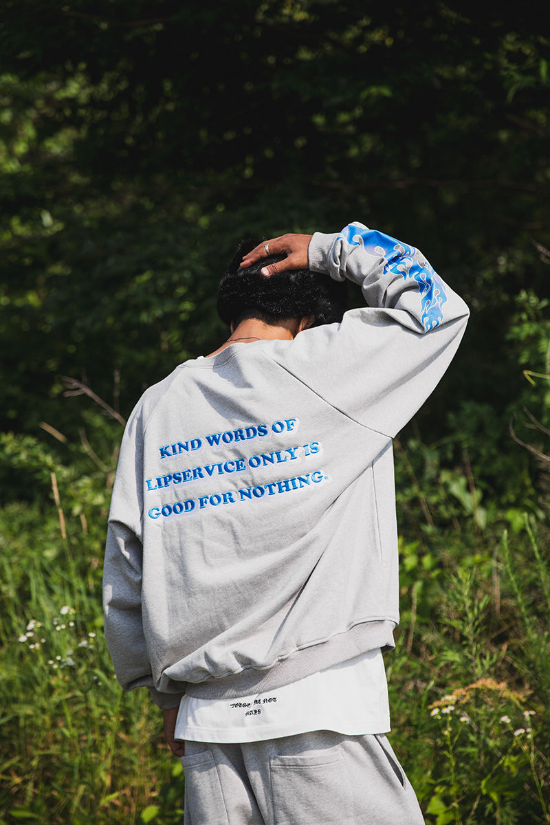 FLAME LIP EMBROIDERY CREW NECK SWEAT