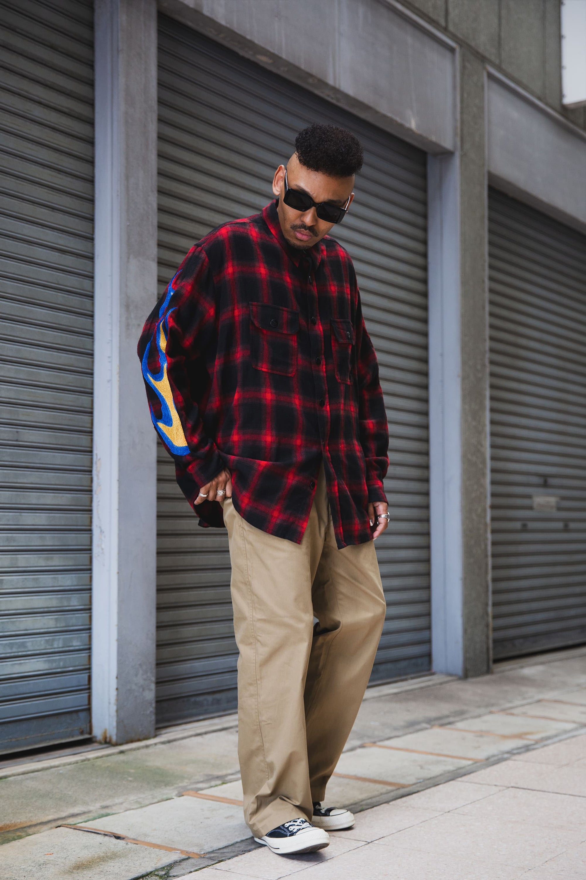 MAYO EMBROIDERY CHINO PANTS