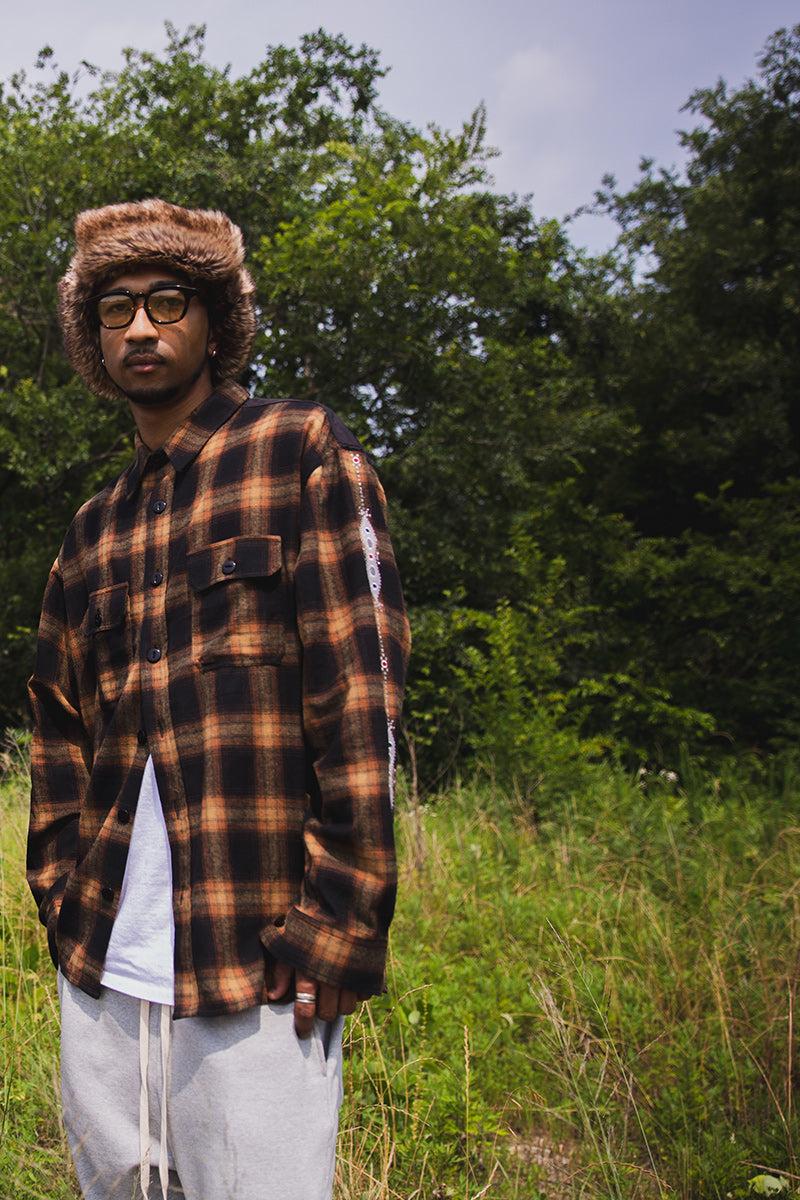 STUD LOOK EMBROIDERY CHECK SHIRT