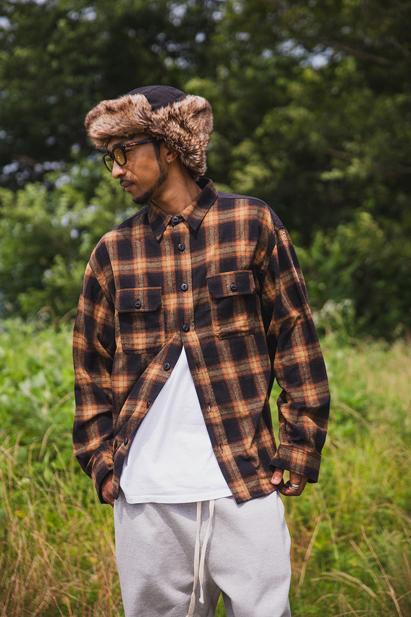 STUD LOOK EMBROIDERY CHECK SHIRT