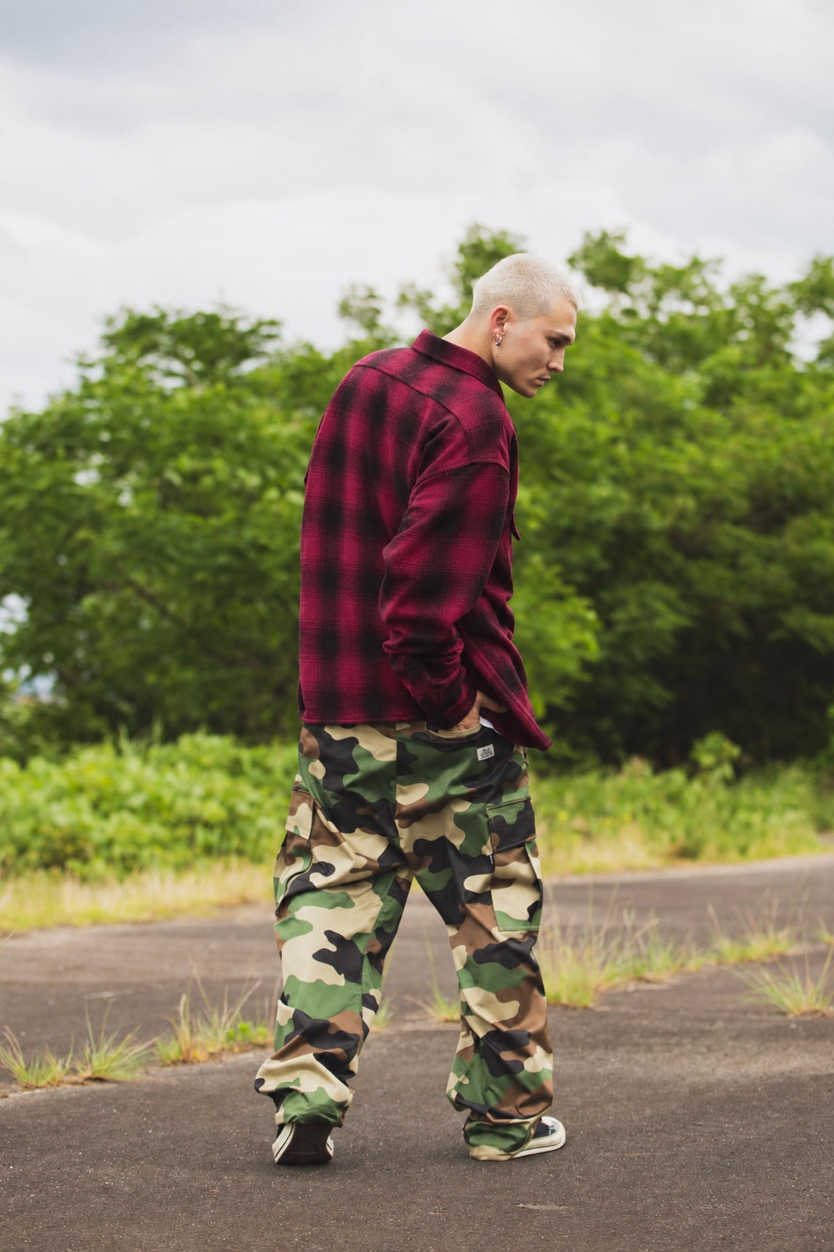 PLAIN LONG SLEEVED CHECK SHIRT