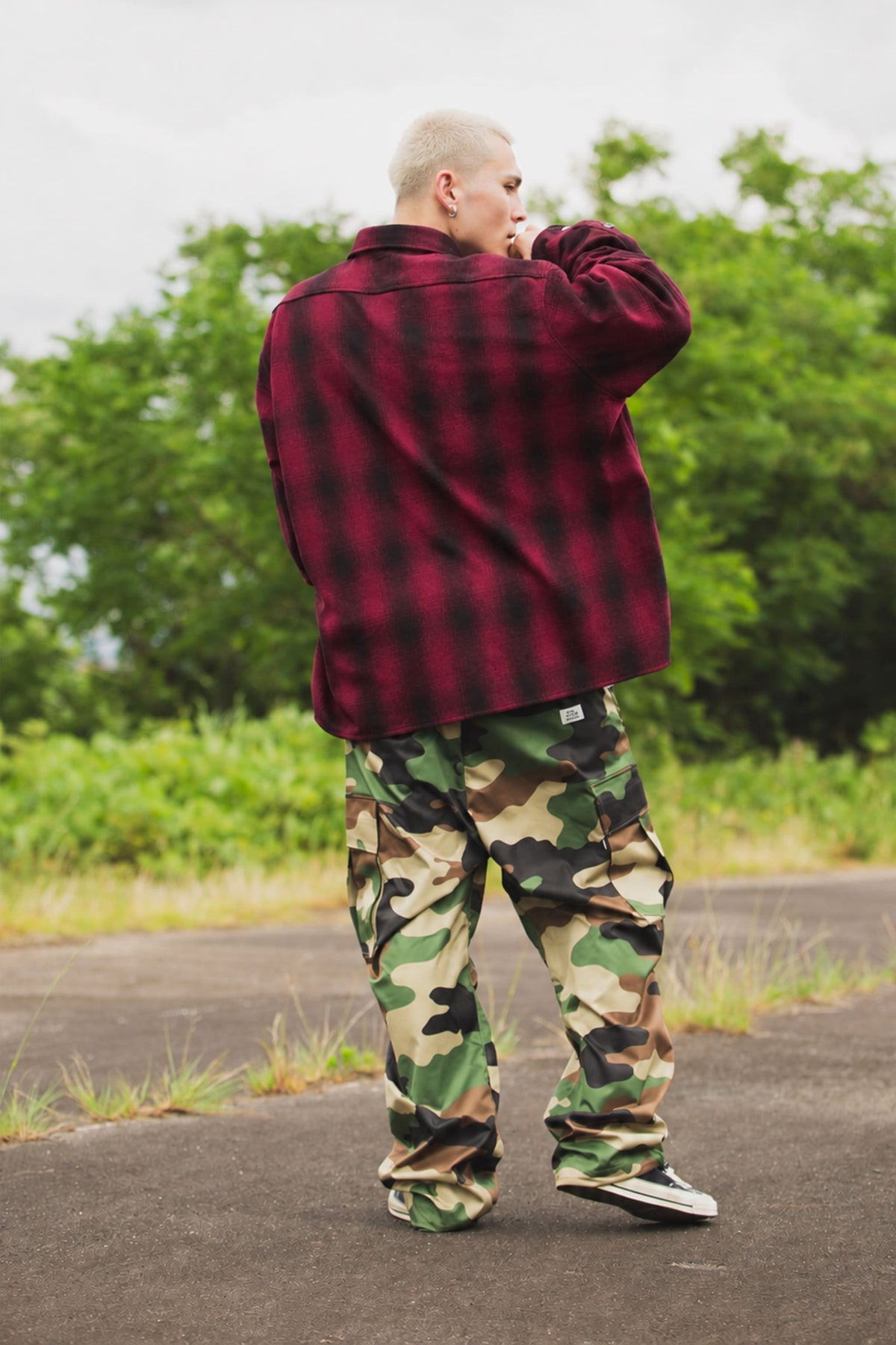 PLAIN LONG SLEEVED CHECK SHIRT