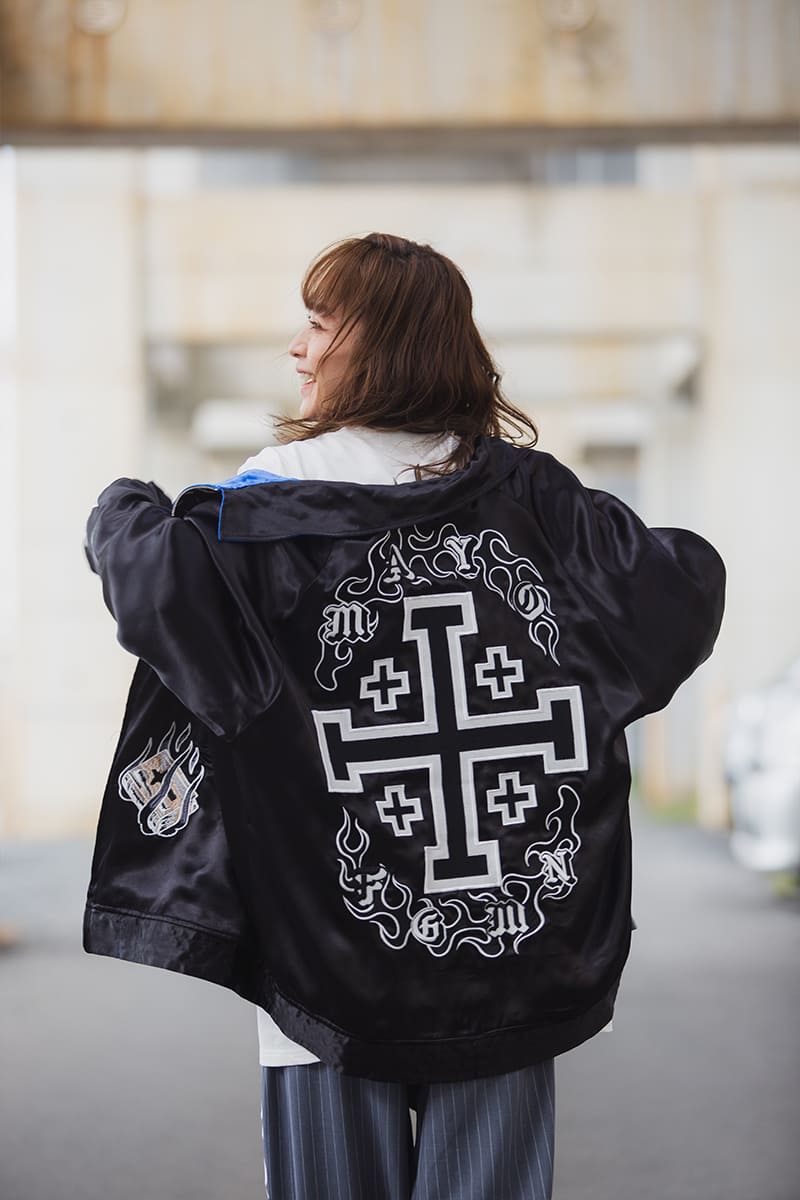 MAYO EMBROIDERY WITH COLLAR REVERSIBLE SOUVENIR JKT