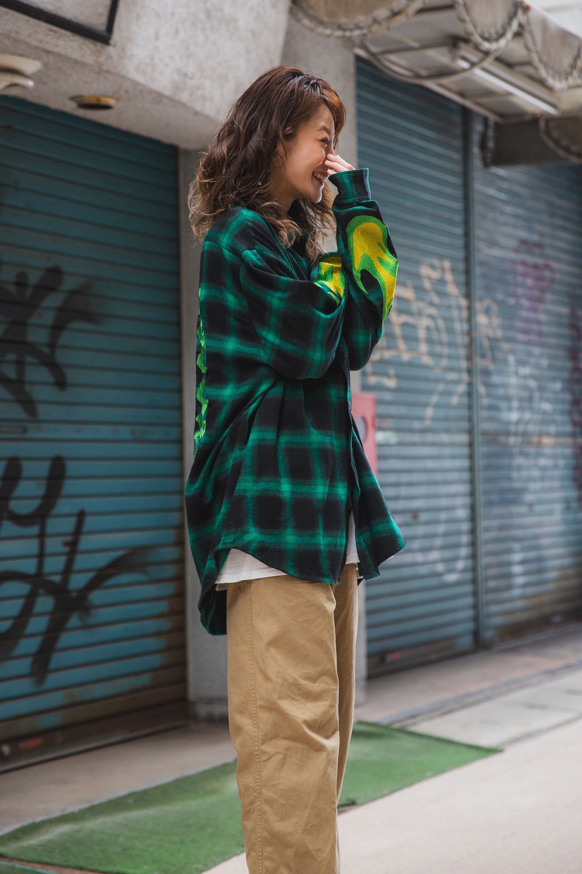 MARIA FIRE EMBROIDERY CHECK SHIRT