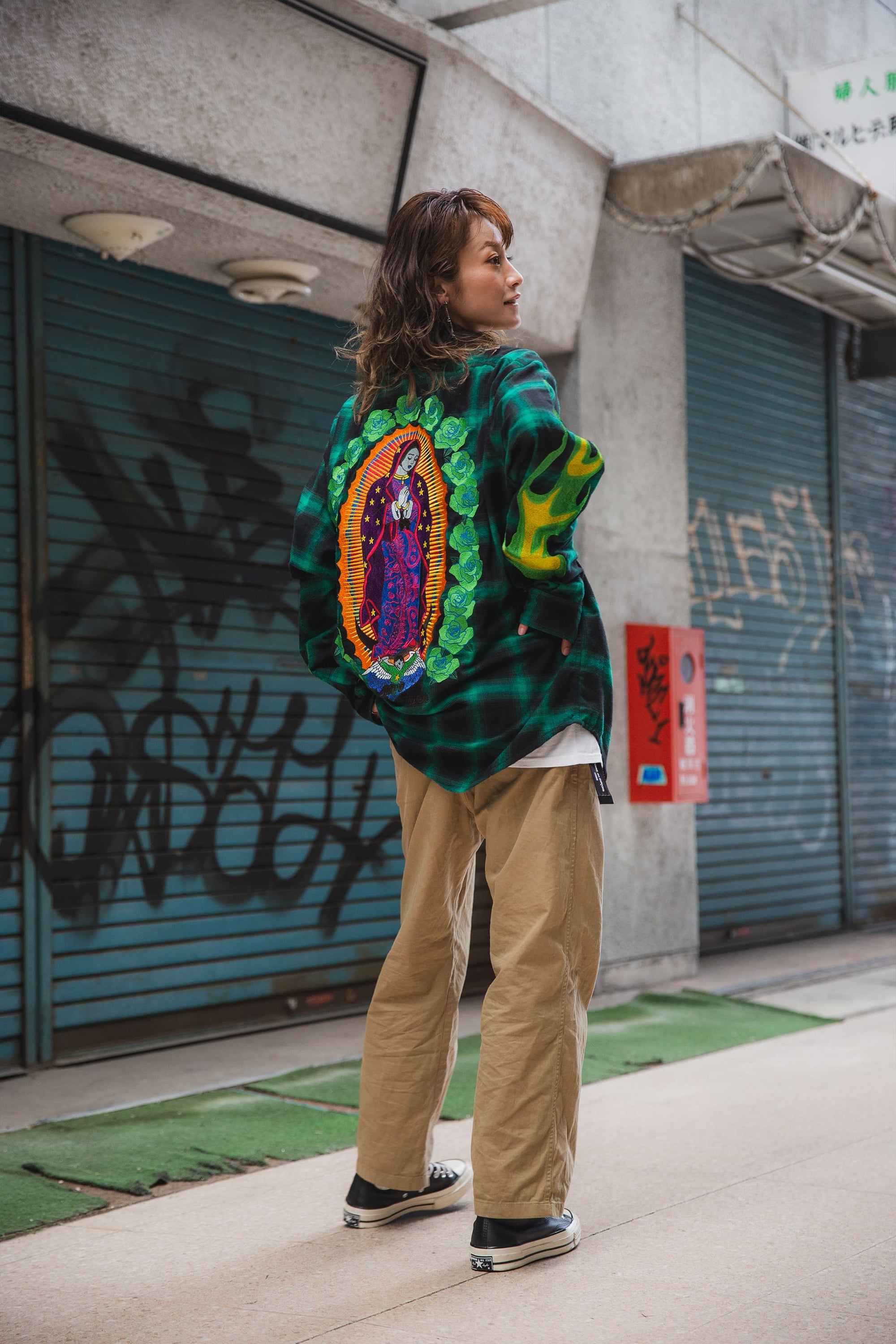 MAYO EMBROIDERY CHINO PANTS