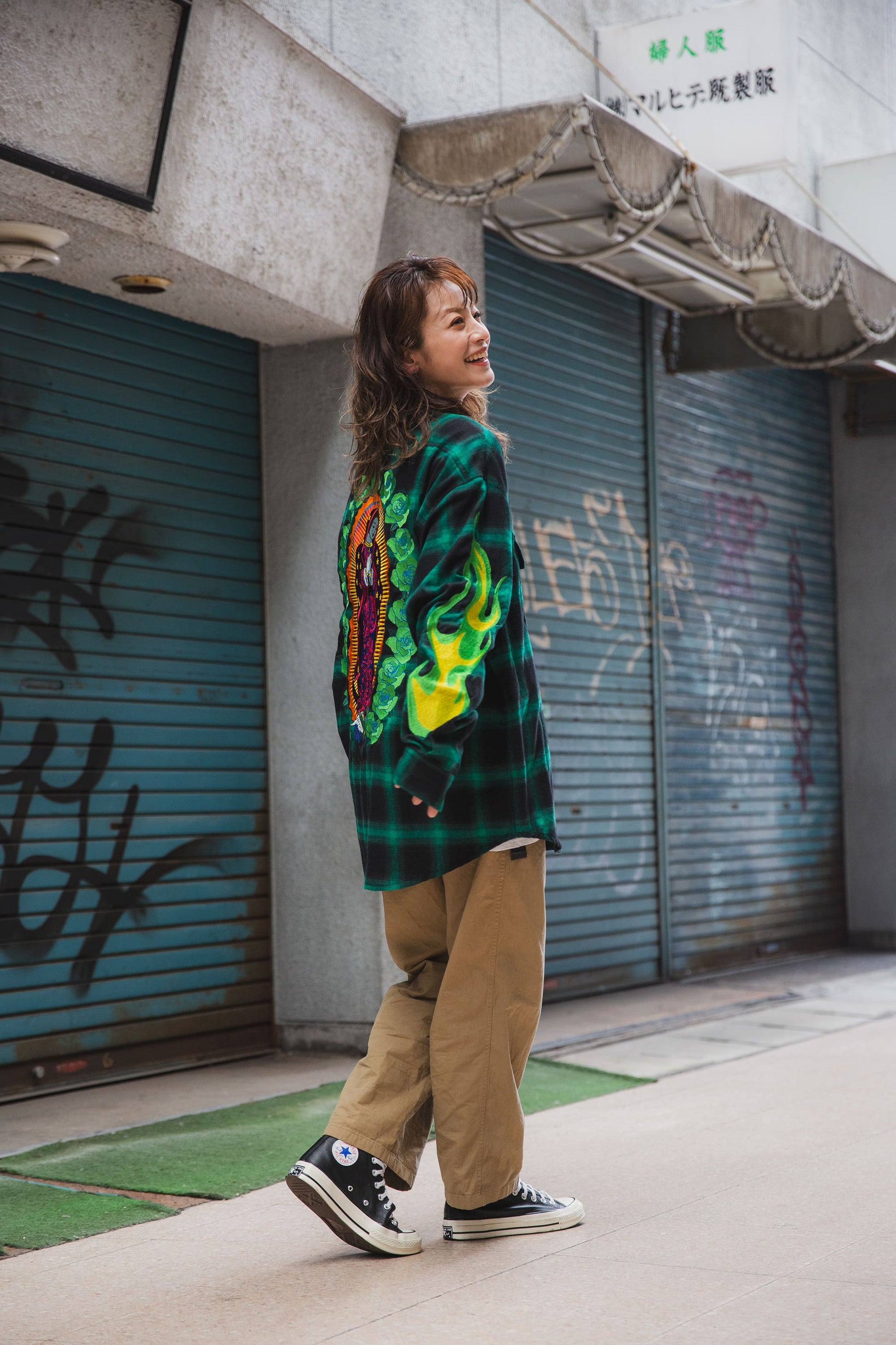 MARIA FIRE EMBROIDERY CHECK SHIRT