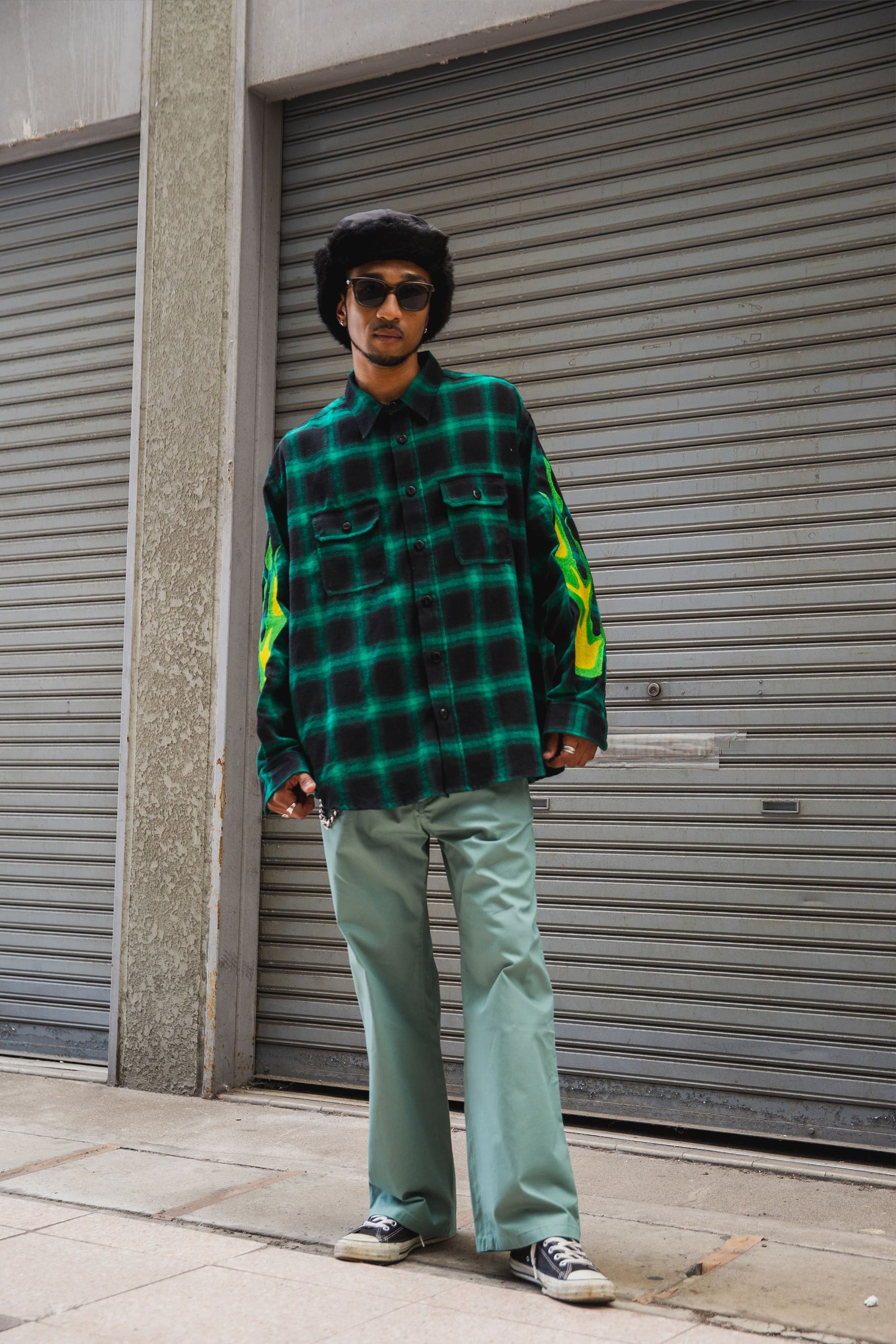 MAYO EMBROIDERY CHINO PANTS