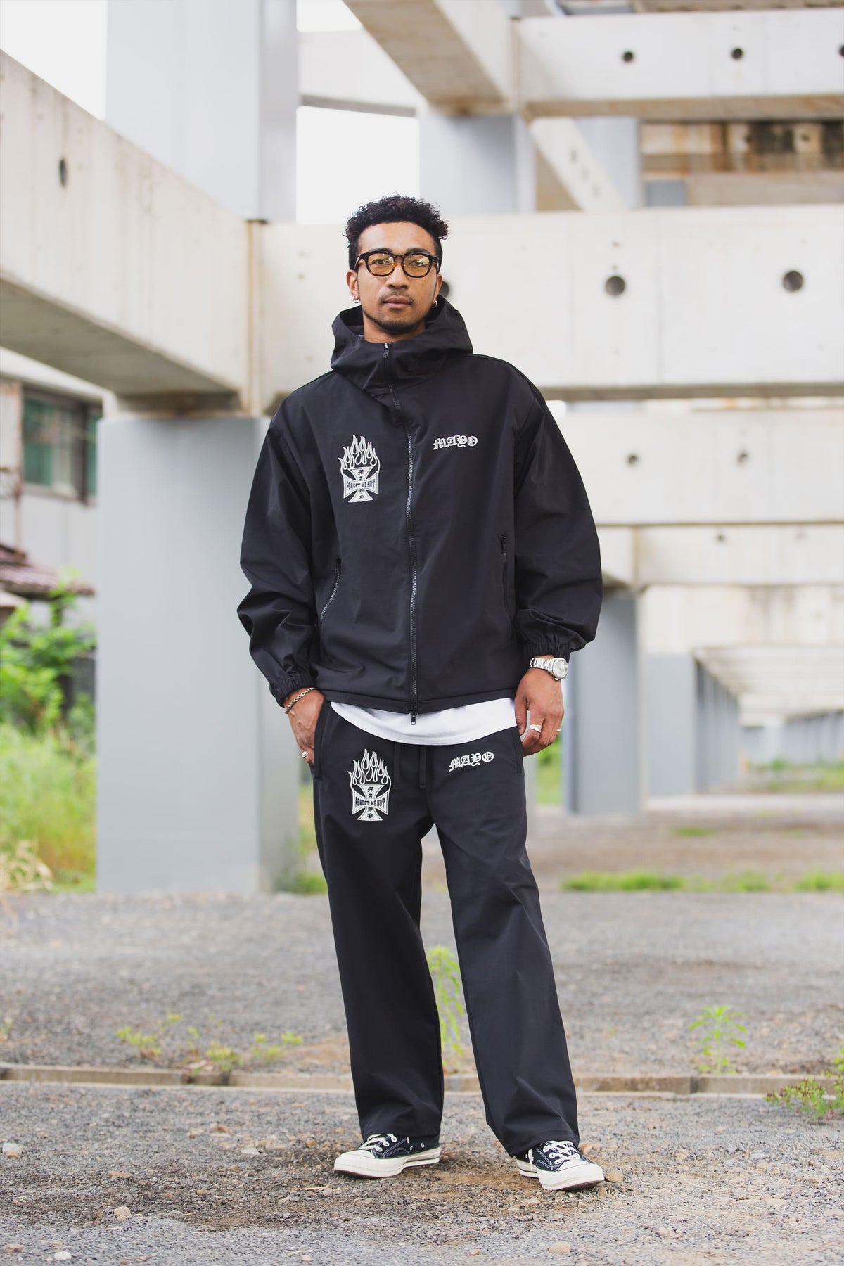FIRE IRON CROSS EMBROIDERY NYLON PANTS