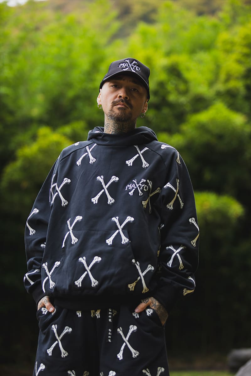 MAYO CROSS BONES Embroidery Hoodie - BLACK