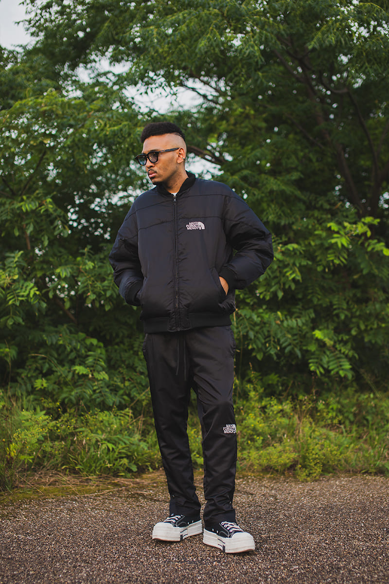 FIRE EMBROIDERY NYLON DOWN JKT - BLACK