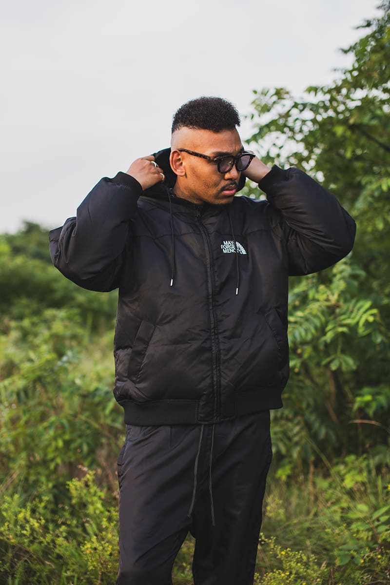 FIRE EMBROIDERY NYLON DOWN JKT - BLACK