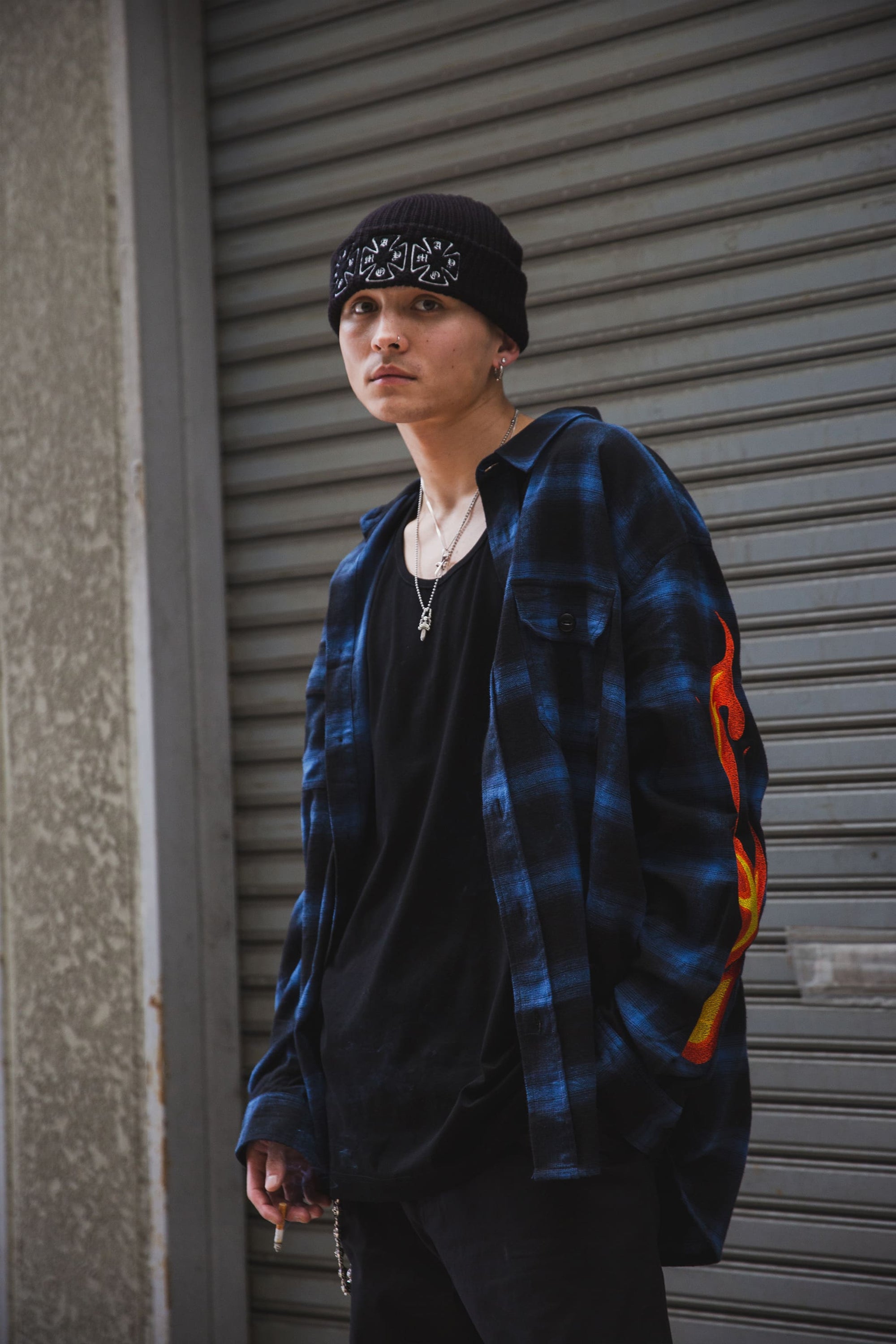 MARIA FIRE EMBROIDERY CHECK SHIRT