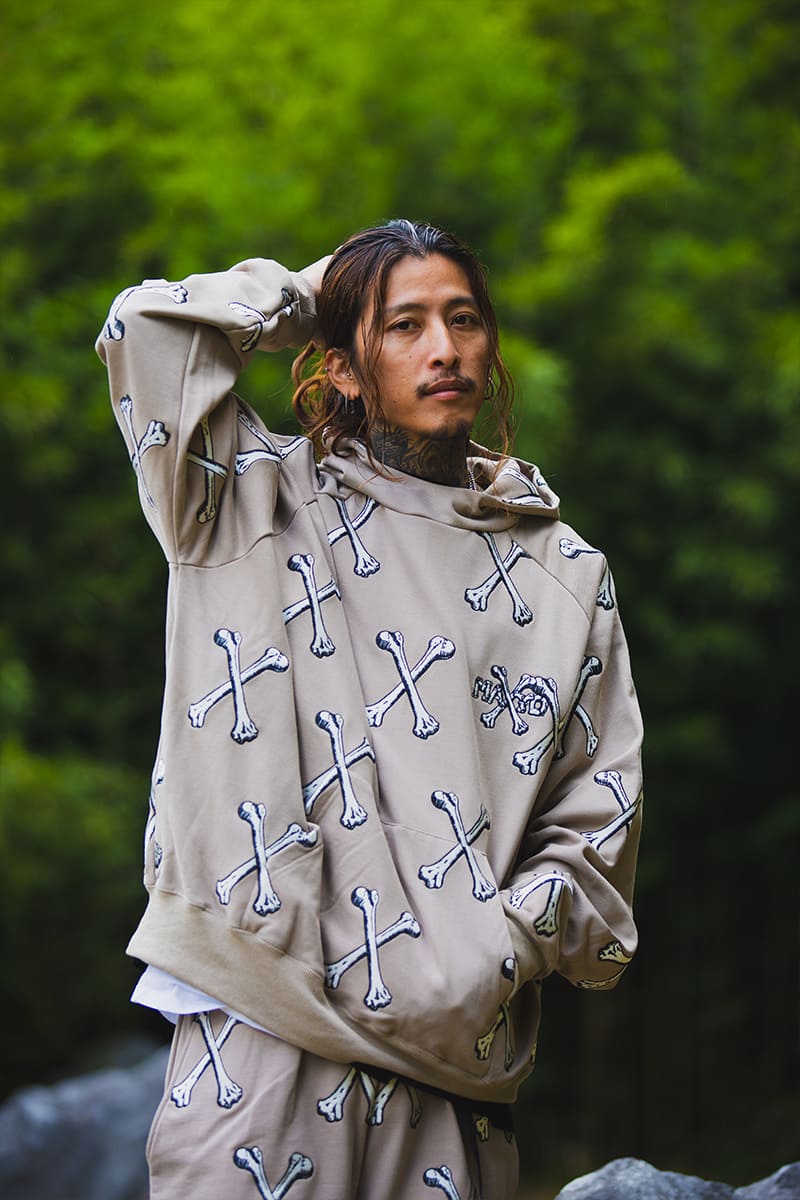 MAYO CROSS BONES Embroidery Hoodie - BEIGE