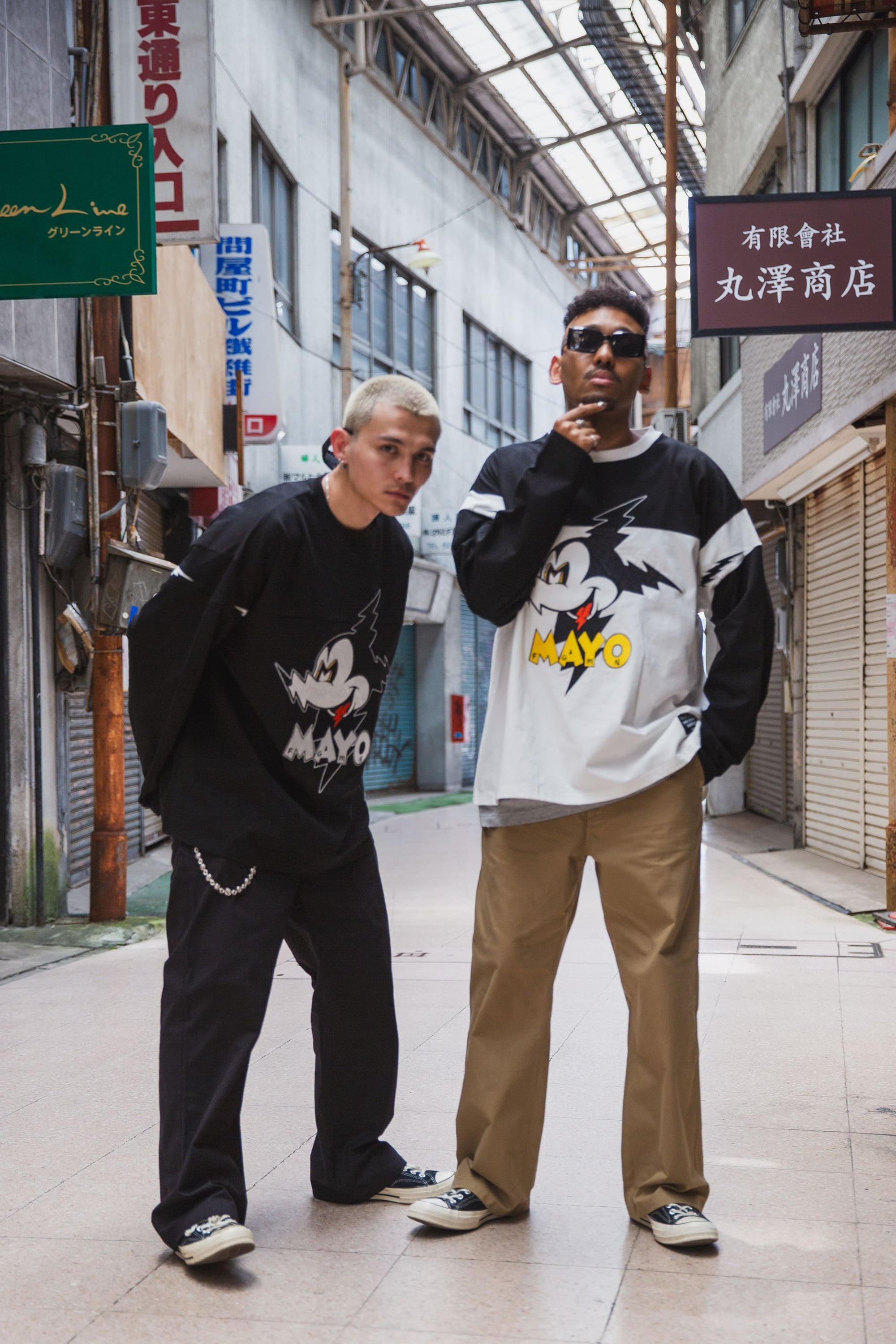 ELECTRICAL MOUSE EMBROIDERY FOOTBALL LONG SLEEVE TEE