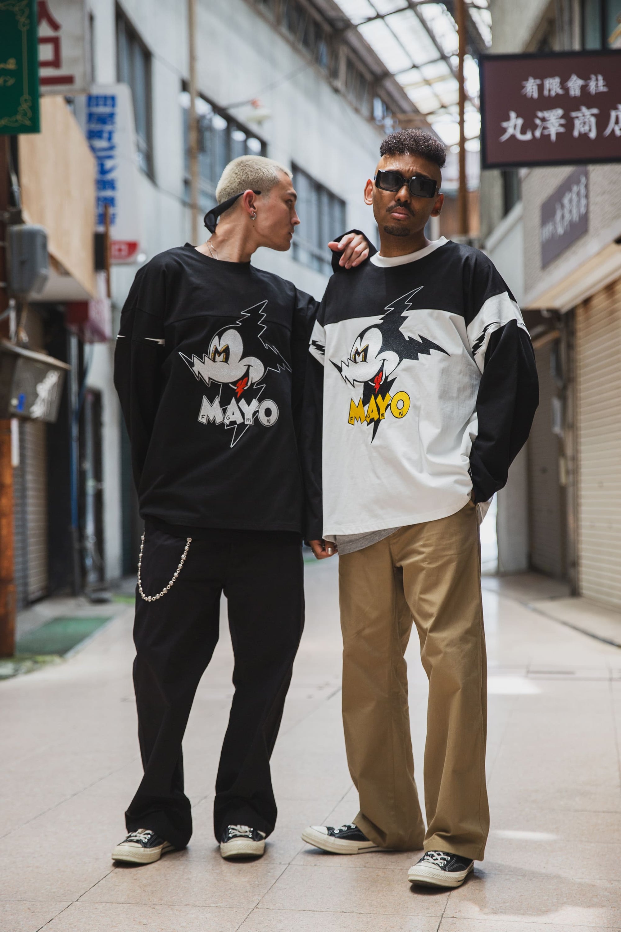 ELECTRICAL MOUSE EMBROIDERY FOOTBALL LONG SLEEVE TEE