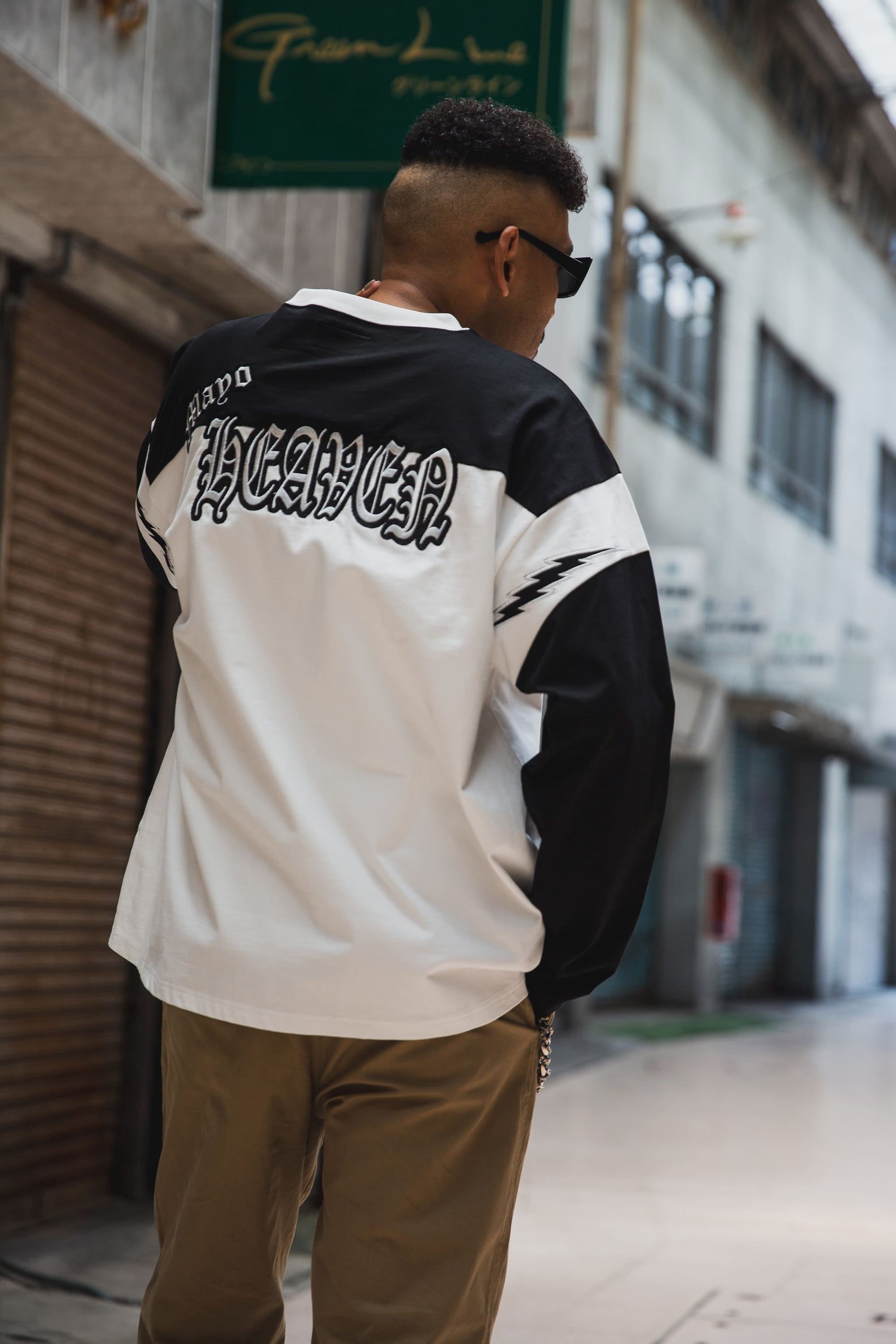 ELECTRICAL MOUSE EMBROIDERY FOOTBALL LONG SLEEVE TEE