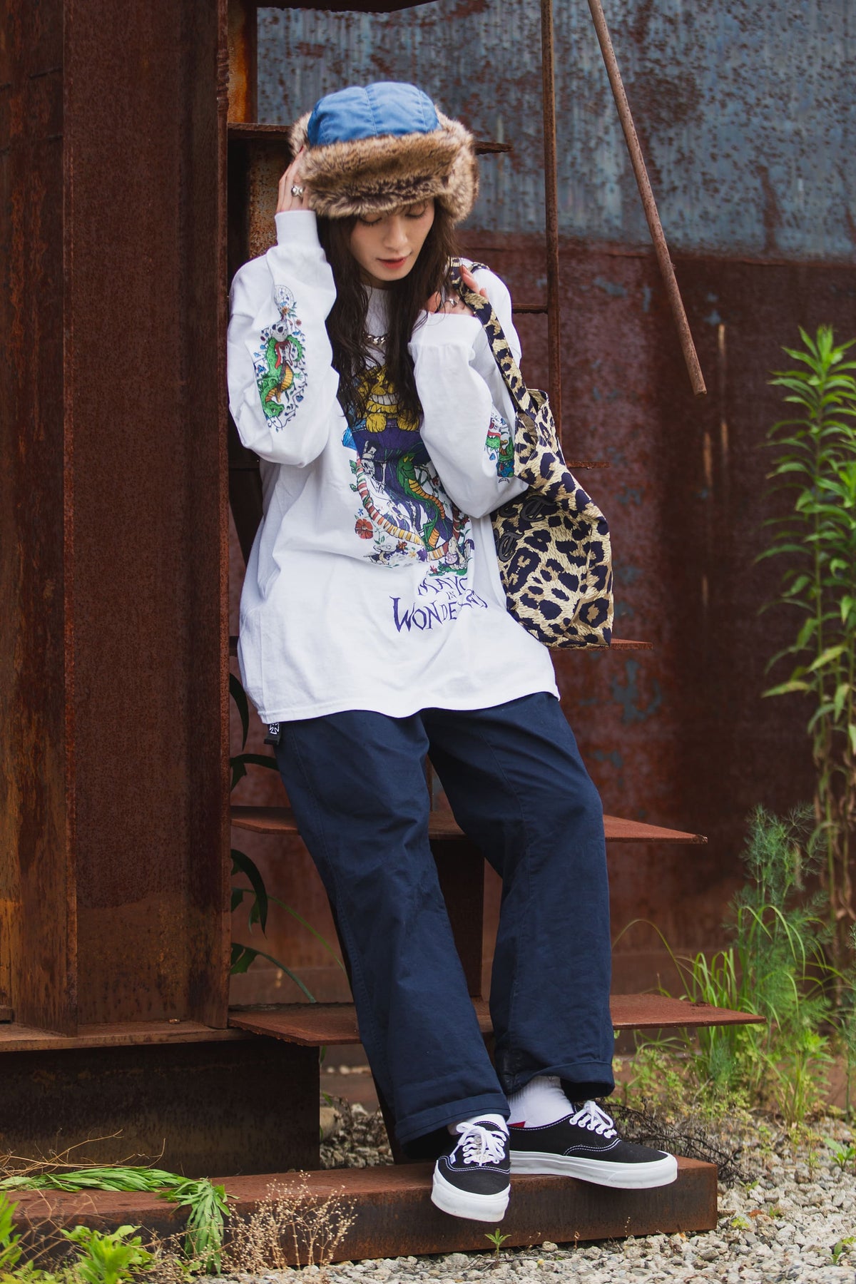 MAYO IN WONDERLAND PRINT LONG SLEEVE TEE