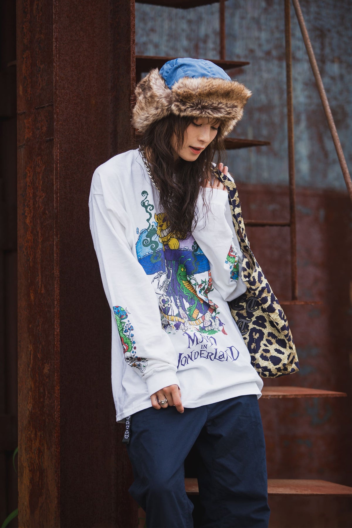 MAYO IN WONDERLAND PRINT LONG SLEEVE TEE