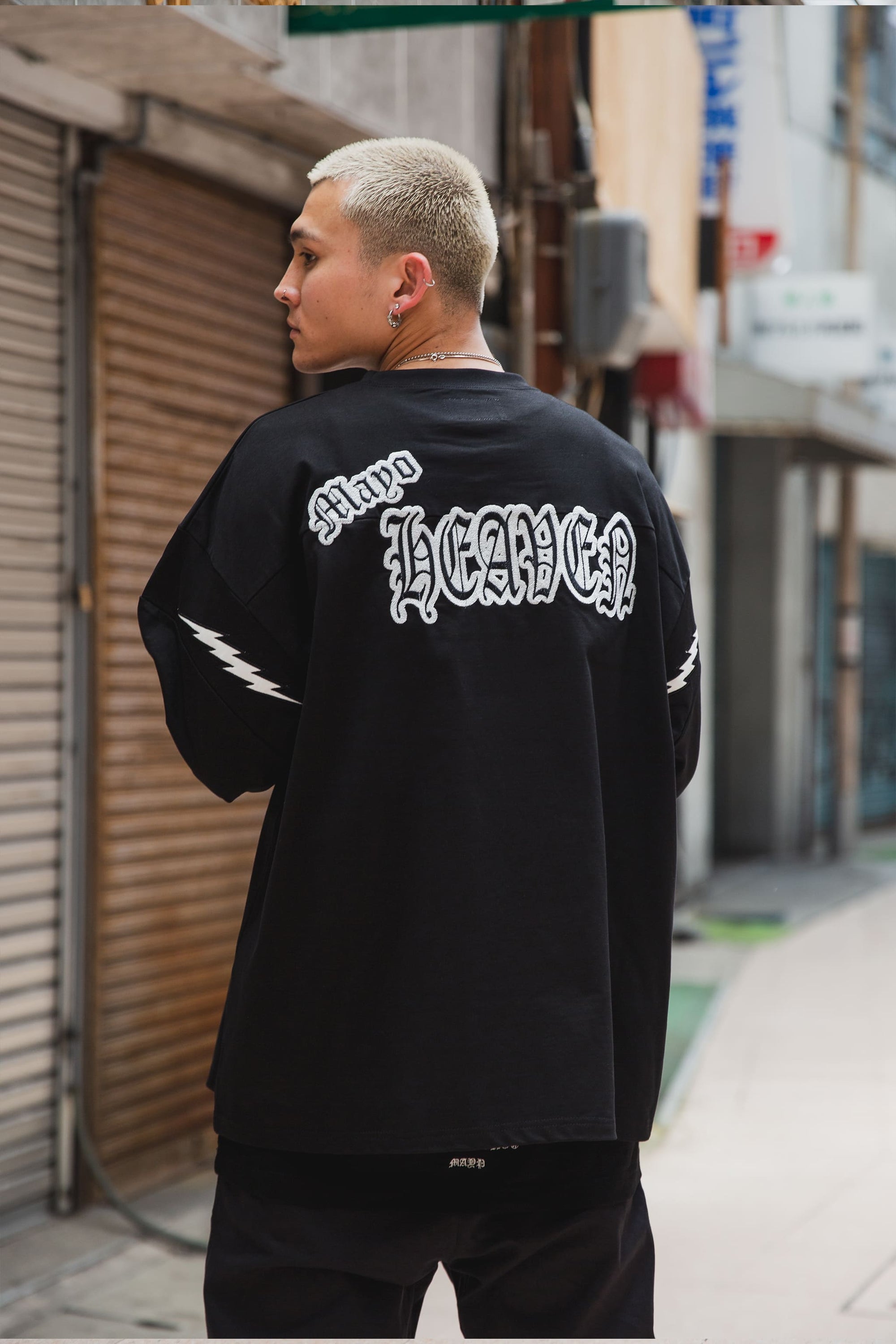 ELECTRICAL MOUSE EMBROIDERY FOOTBALL LONG SLEEVE TEE