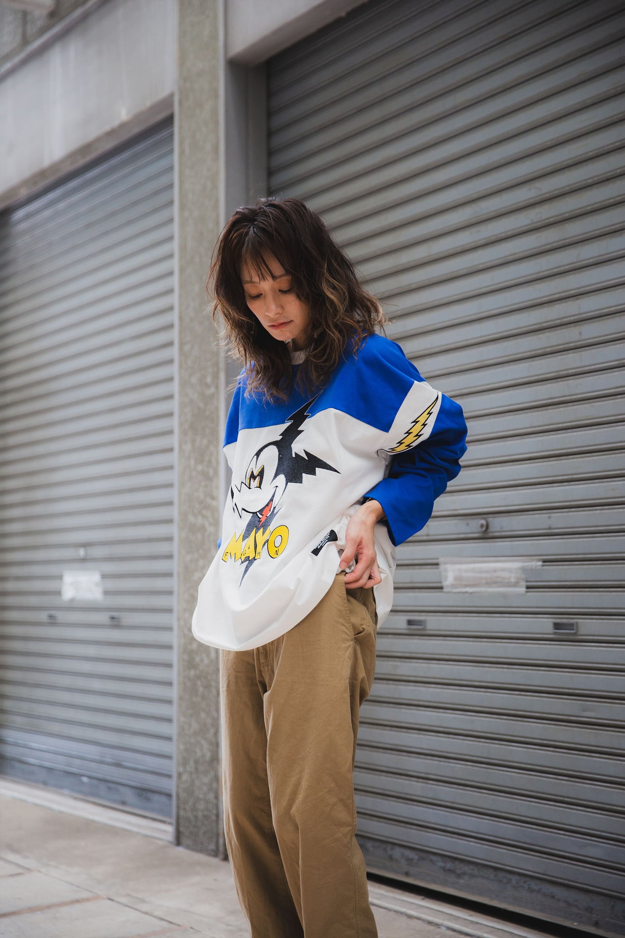 ELECTRICAL MOUSE EMBROIDERY FOOTBALL LONG SLEEVE TEE