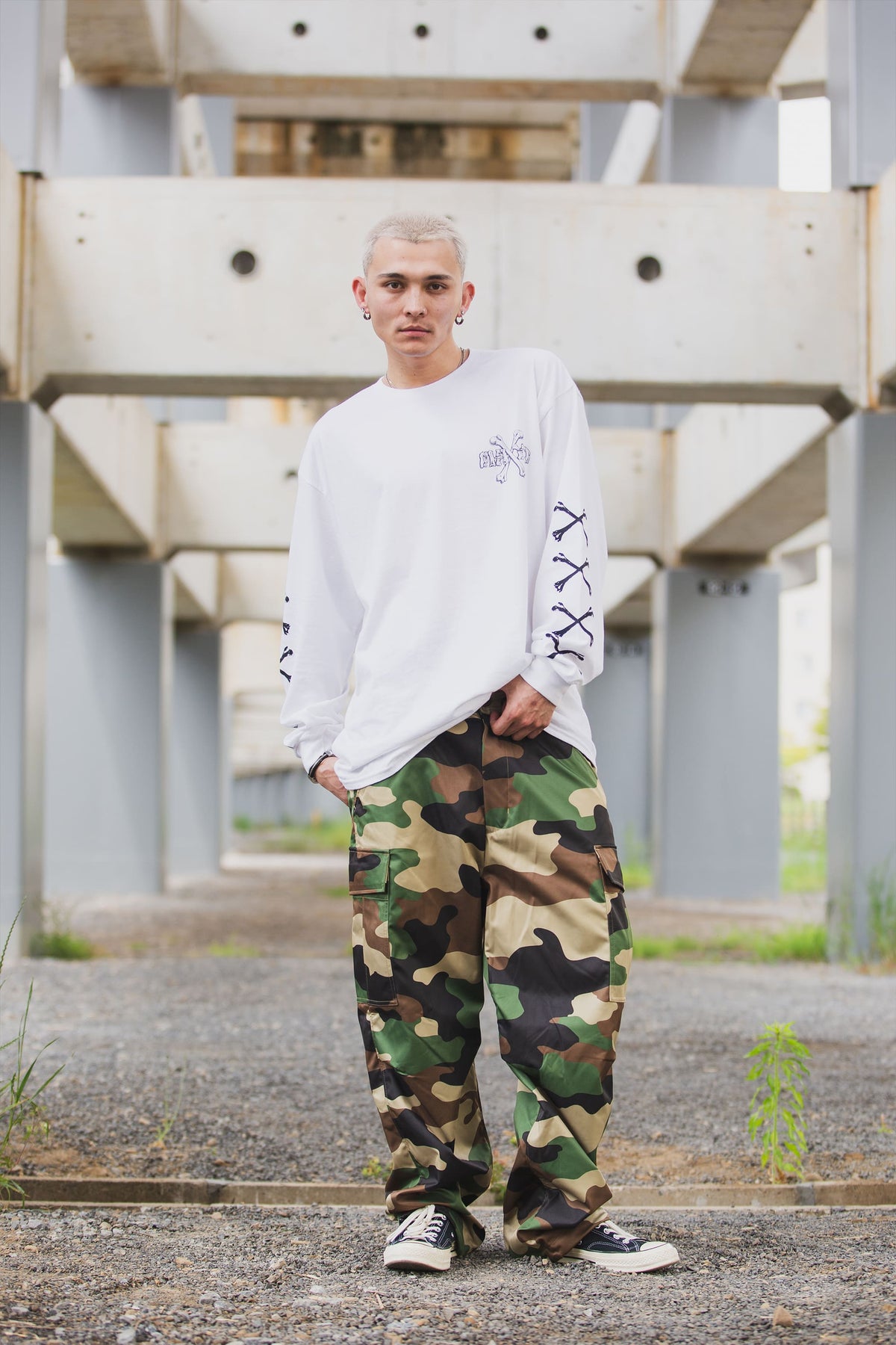 CROSS BORN SNAKE PRINT LONG SLEEVE TEE