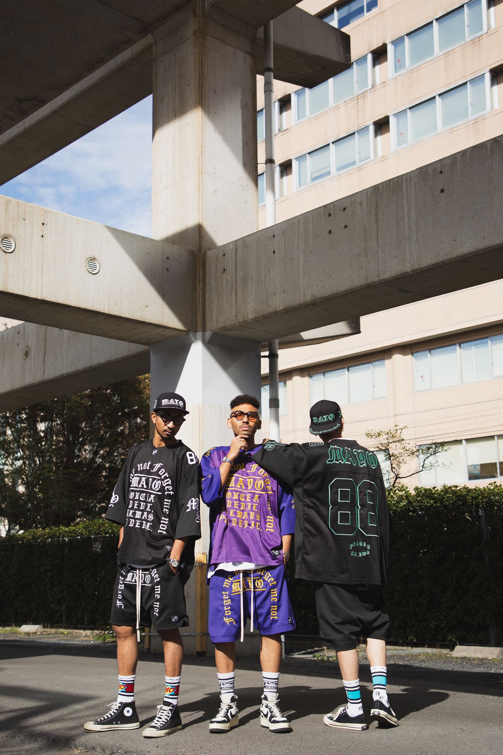 MAYO MESSAGE EMBROIDERY GAME SHORT SLEEVE SHIRT