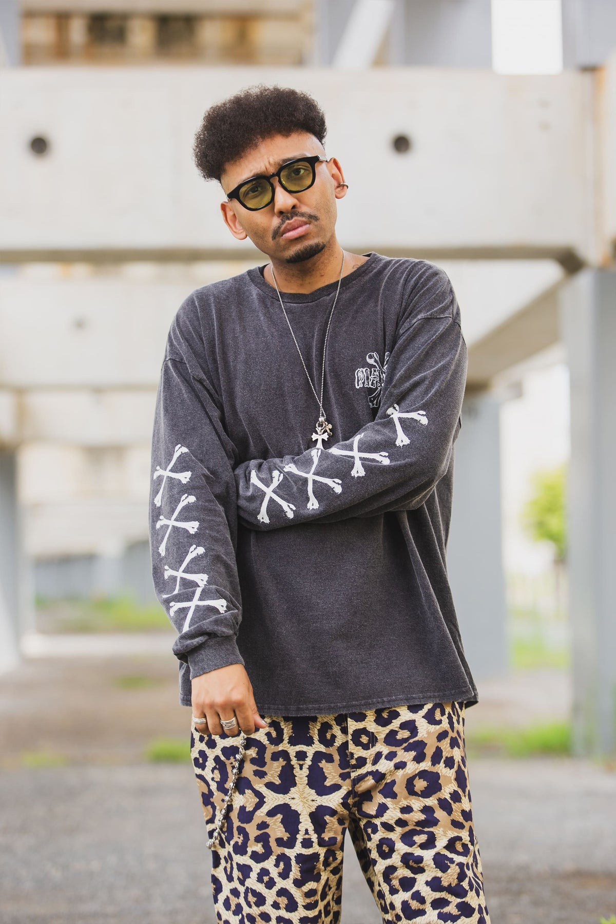 CROSS BORN SNAKE PRINT LONG SLEEVE TEE
