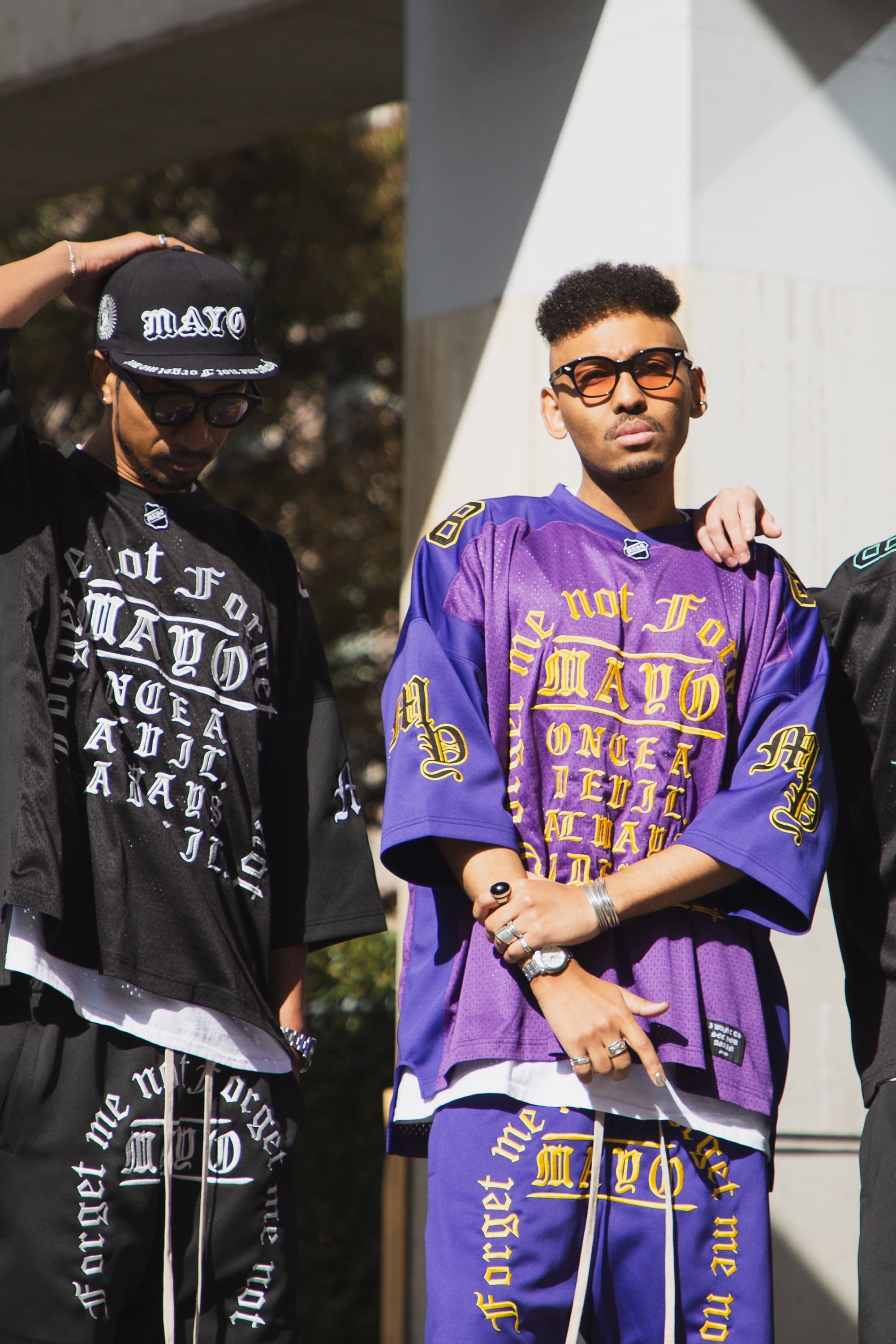 MAYO MESSAGE EMBROIDERY GAME SHORT SLEEVE SHIRT