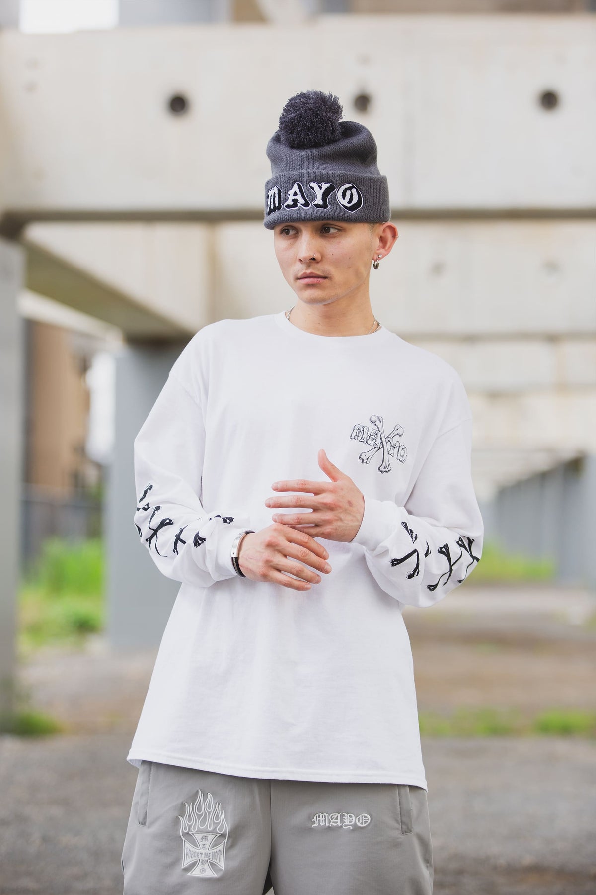 MAYO LOGO EMBROIDERY POM-POM KNIT CAP