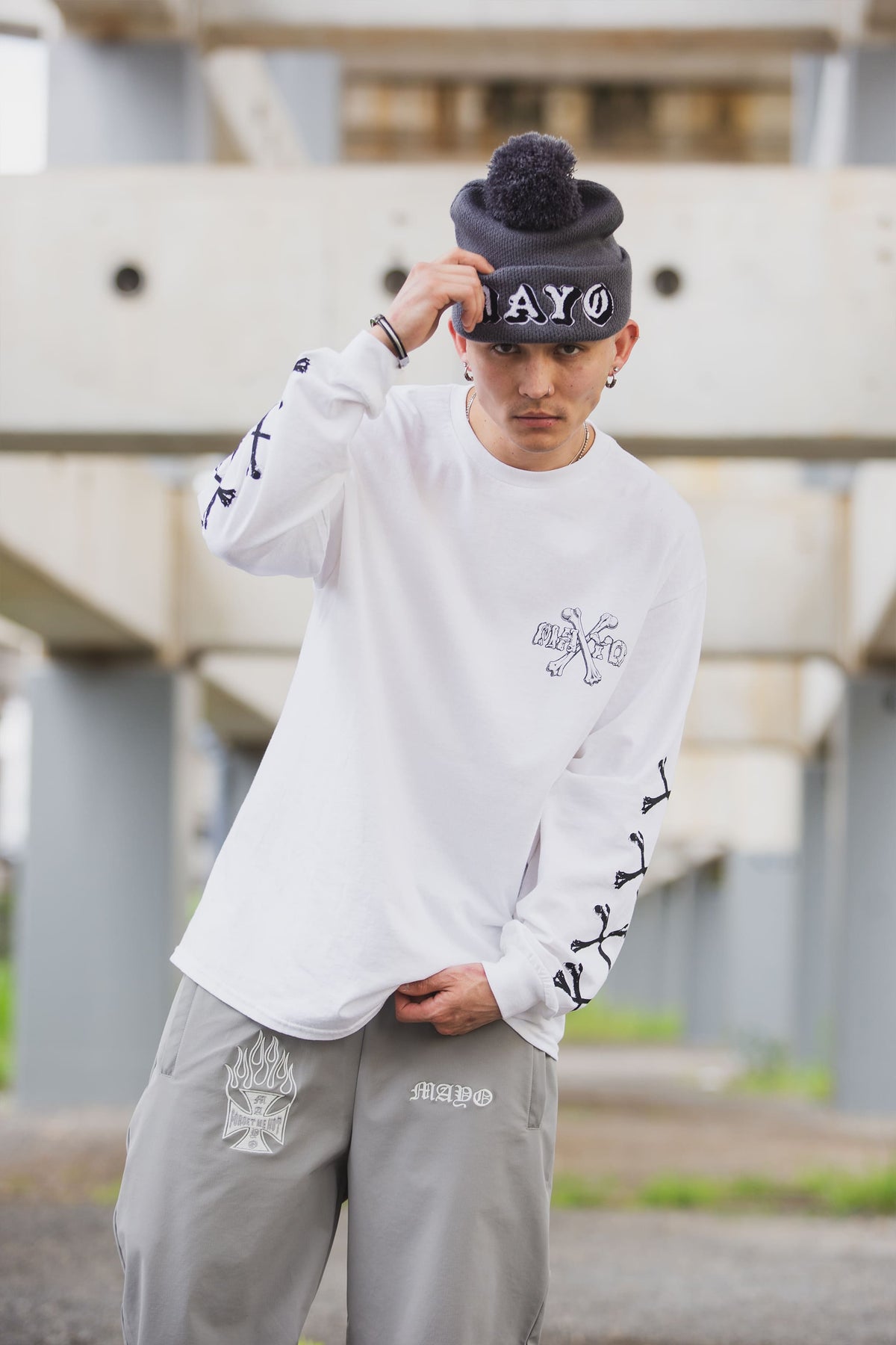 CROSS BORN SNAKE PRINT LONG SLEEVE TEE