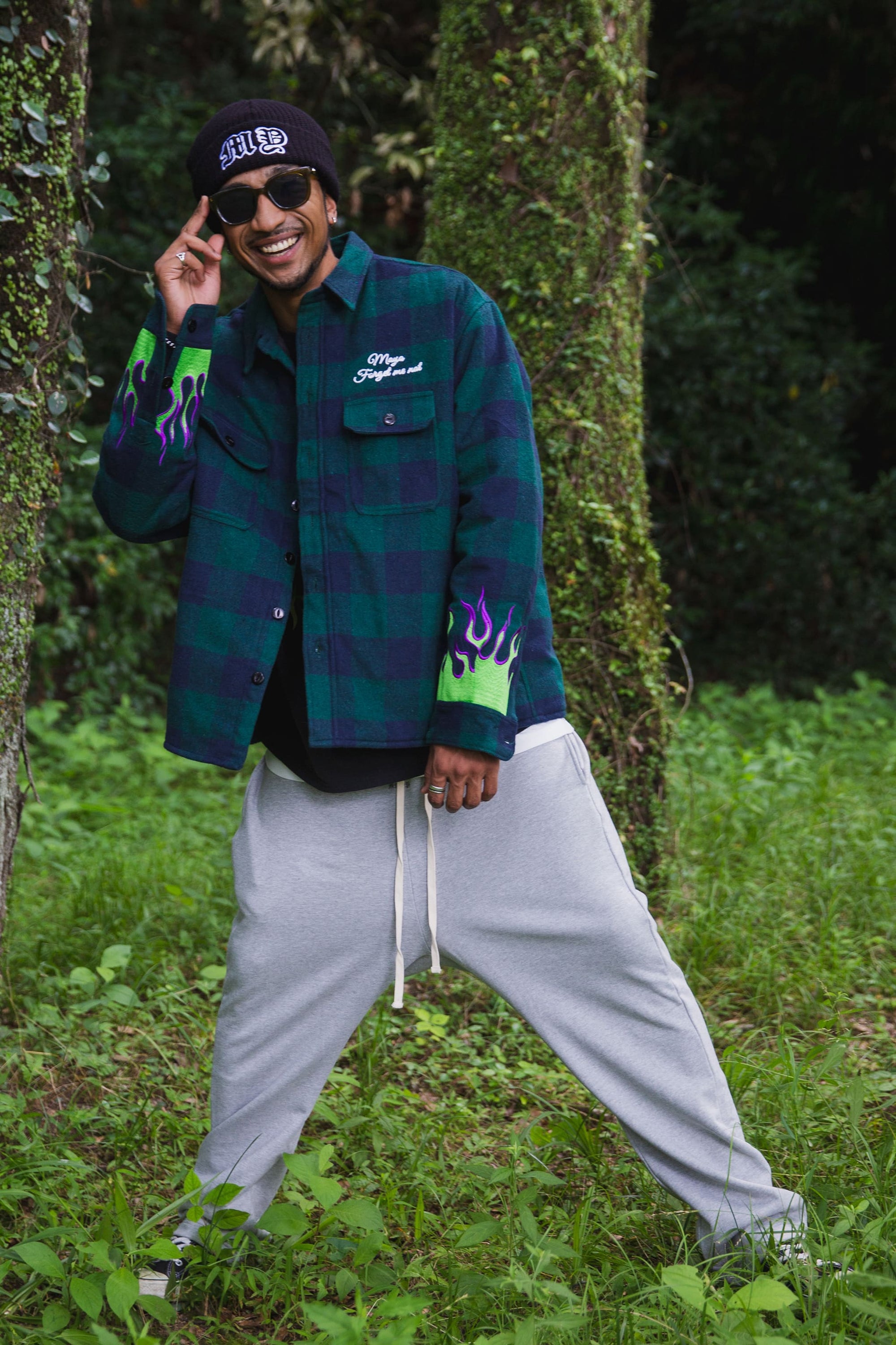 PLAIN EMBROIDERY FLAT SWEAT PANTS