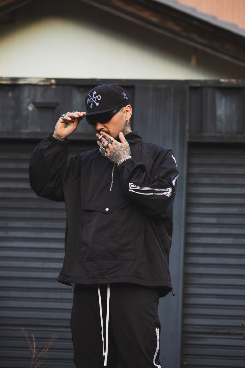 MAYO BONES Embroidery Nylon Anorak - BLACK