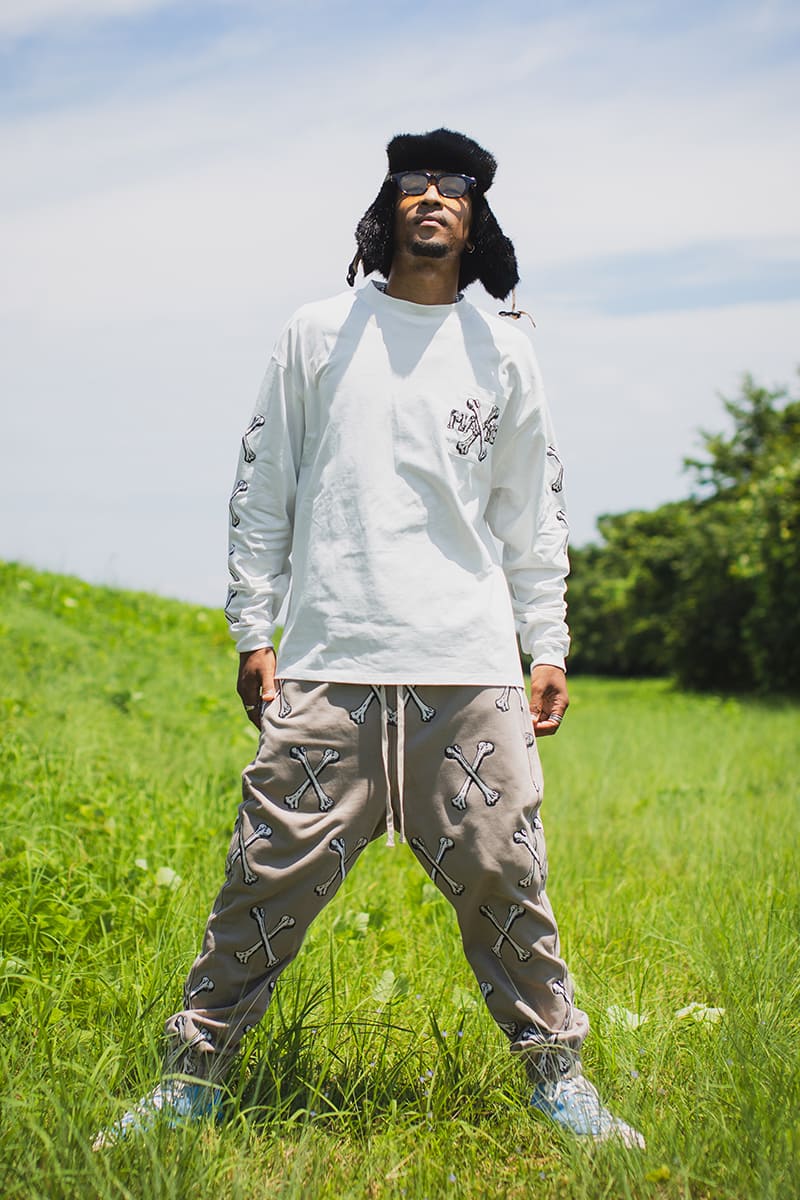 MAYO CROSS BONES EMBROIDERY SWEAT PANTS - BEIGE