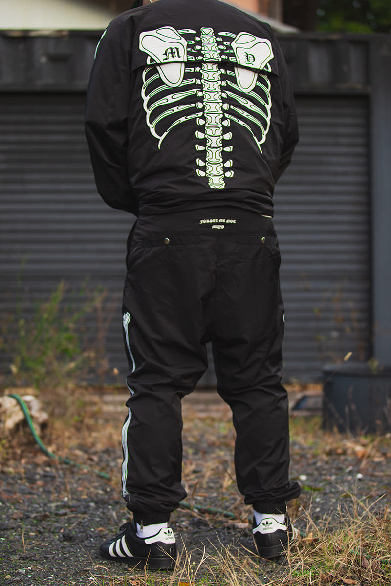 MAYO BONES Embroidery Nylon Pants - BLACK