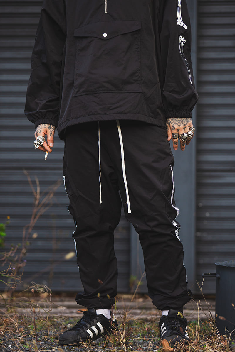 MAYO BONES Embroidery Nylon Pants - BLACK