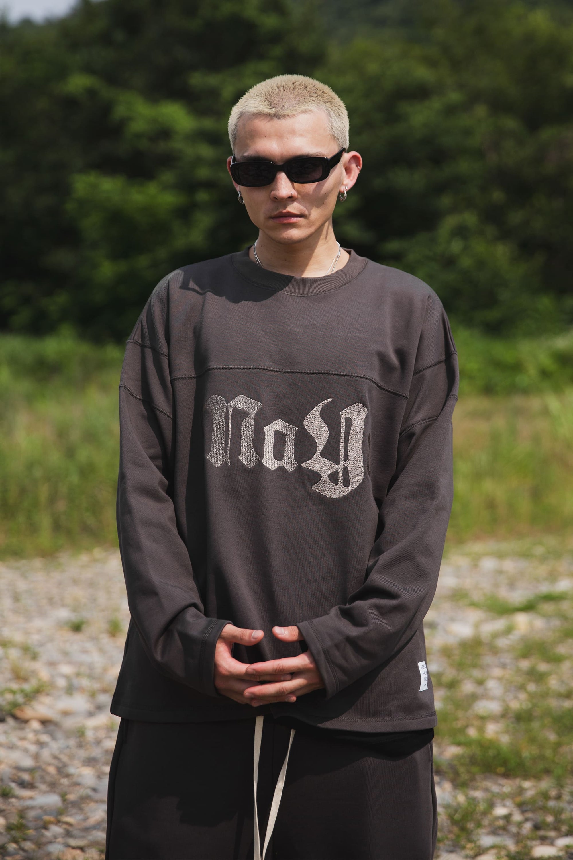 CROSS BONE EMBROIDERY CREW NECK SWEAT