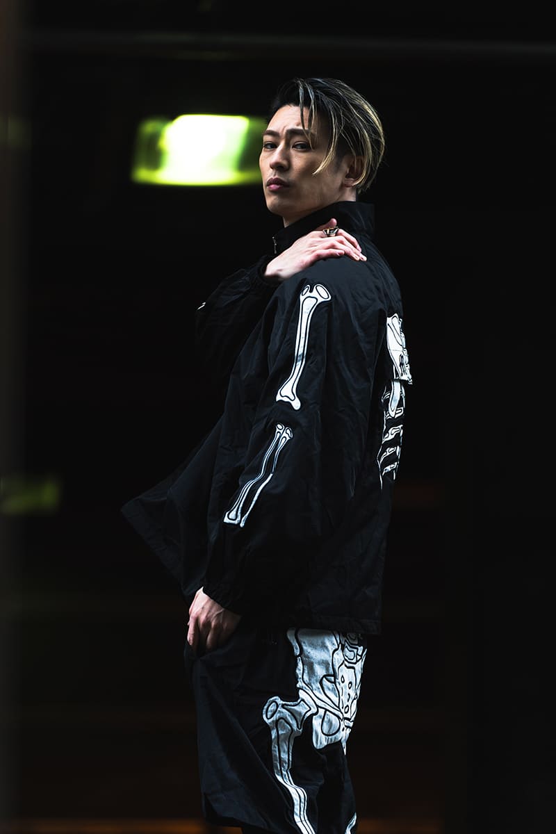 MAYO BONES Embroidery Nylon Anorak - BLACK