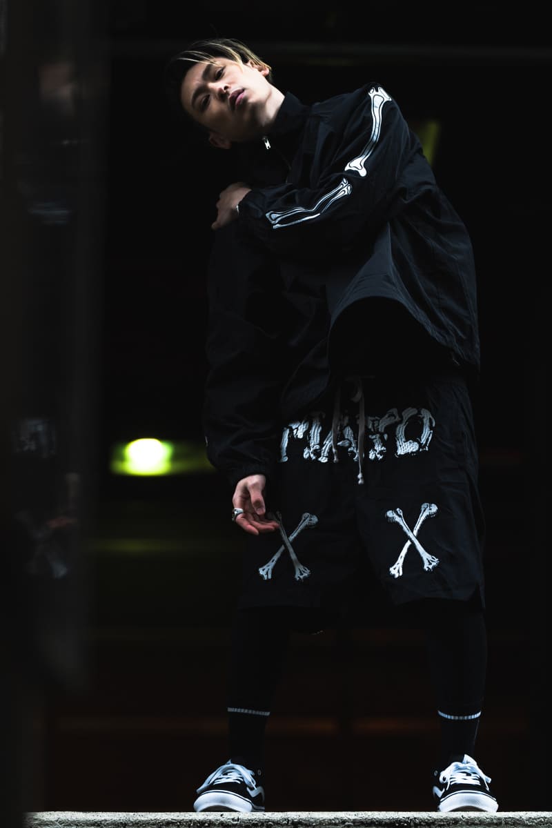 MAYO BONES Embroidery Nylon Anorak - BLACK